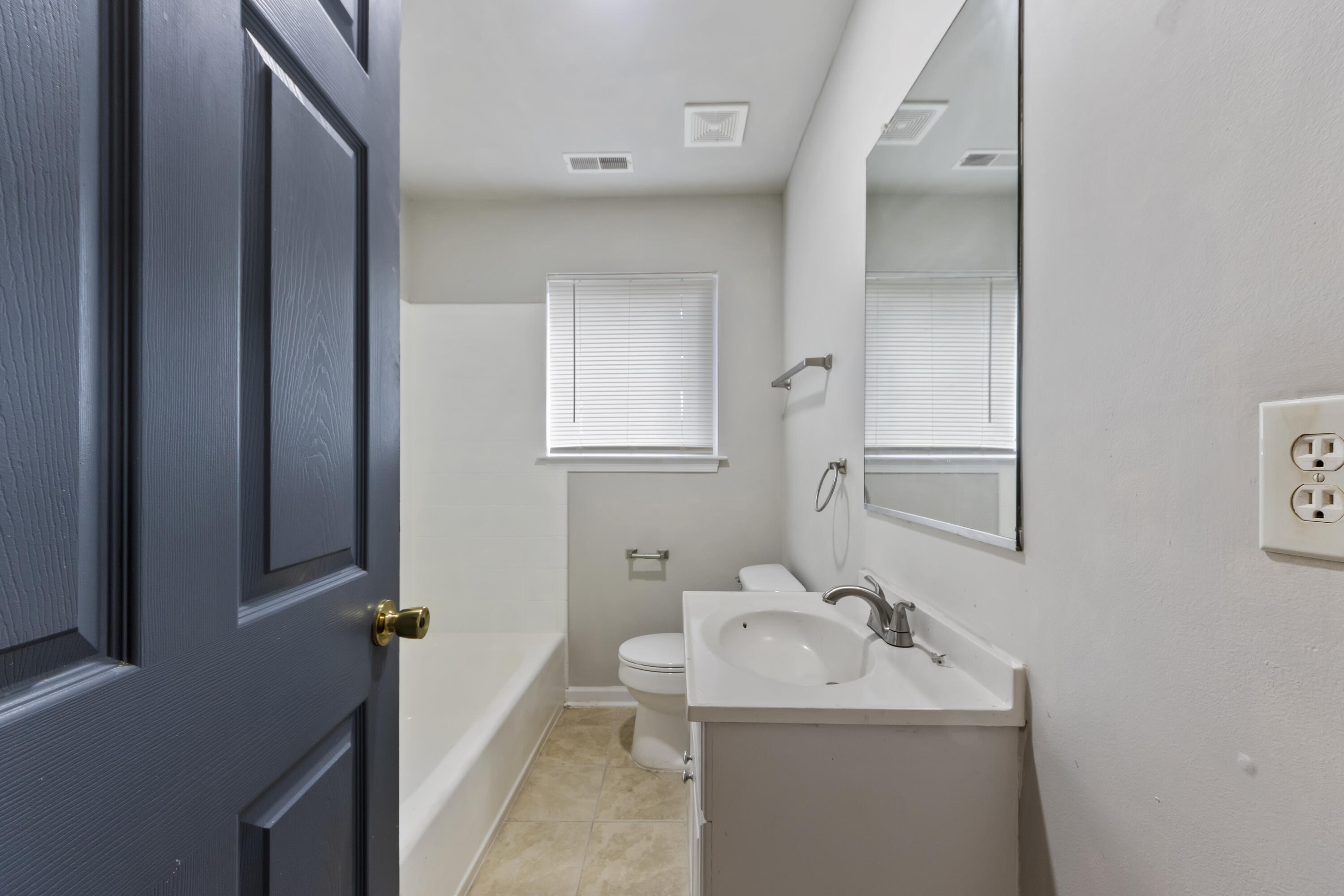 2351 Elegans Drive, Charleston