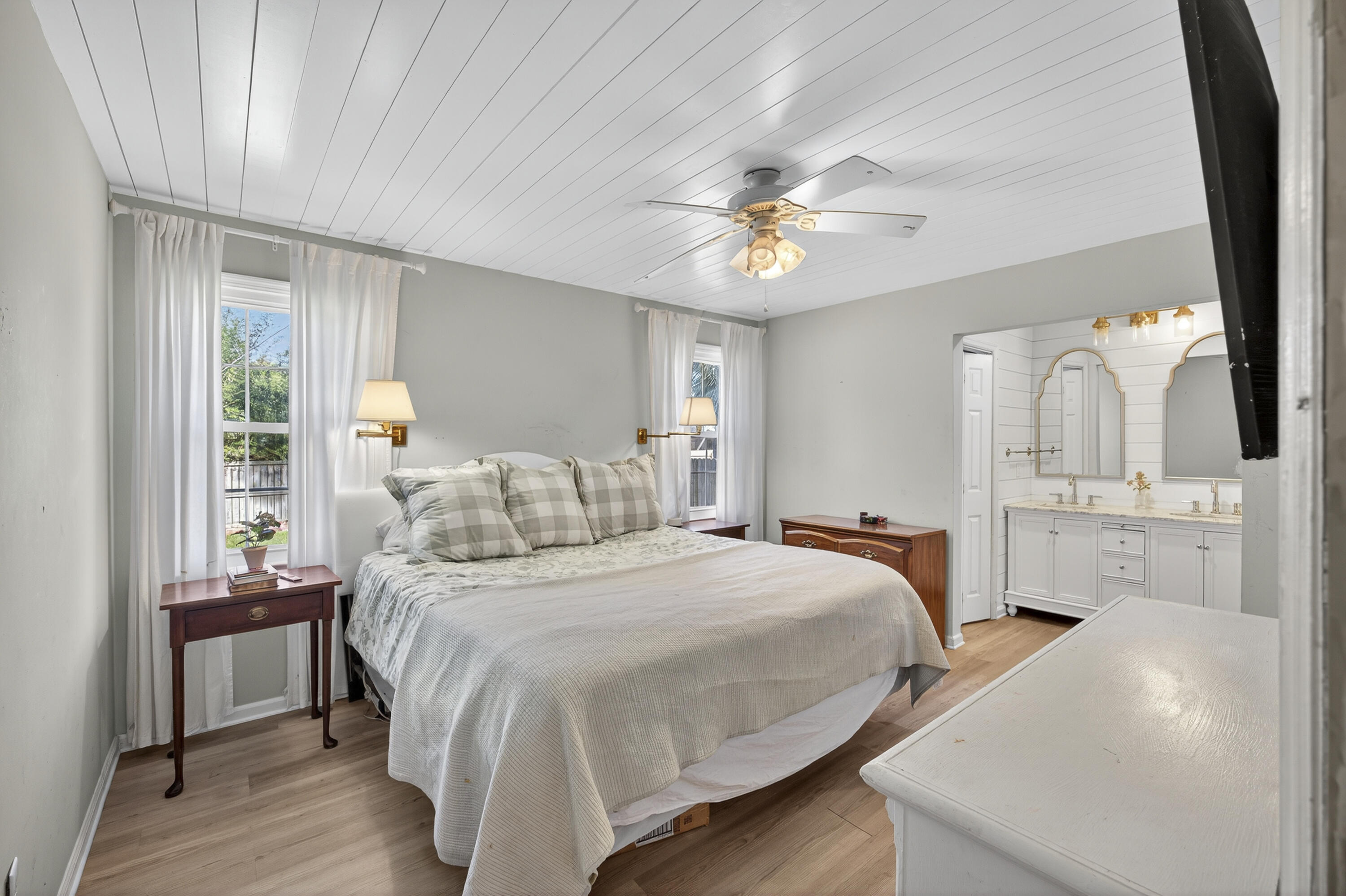 1522 Candlewood Drive, Mount Pleasant