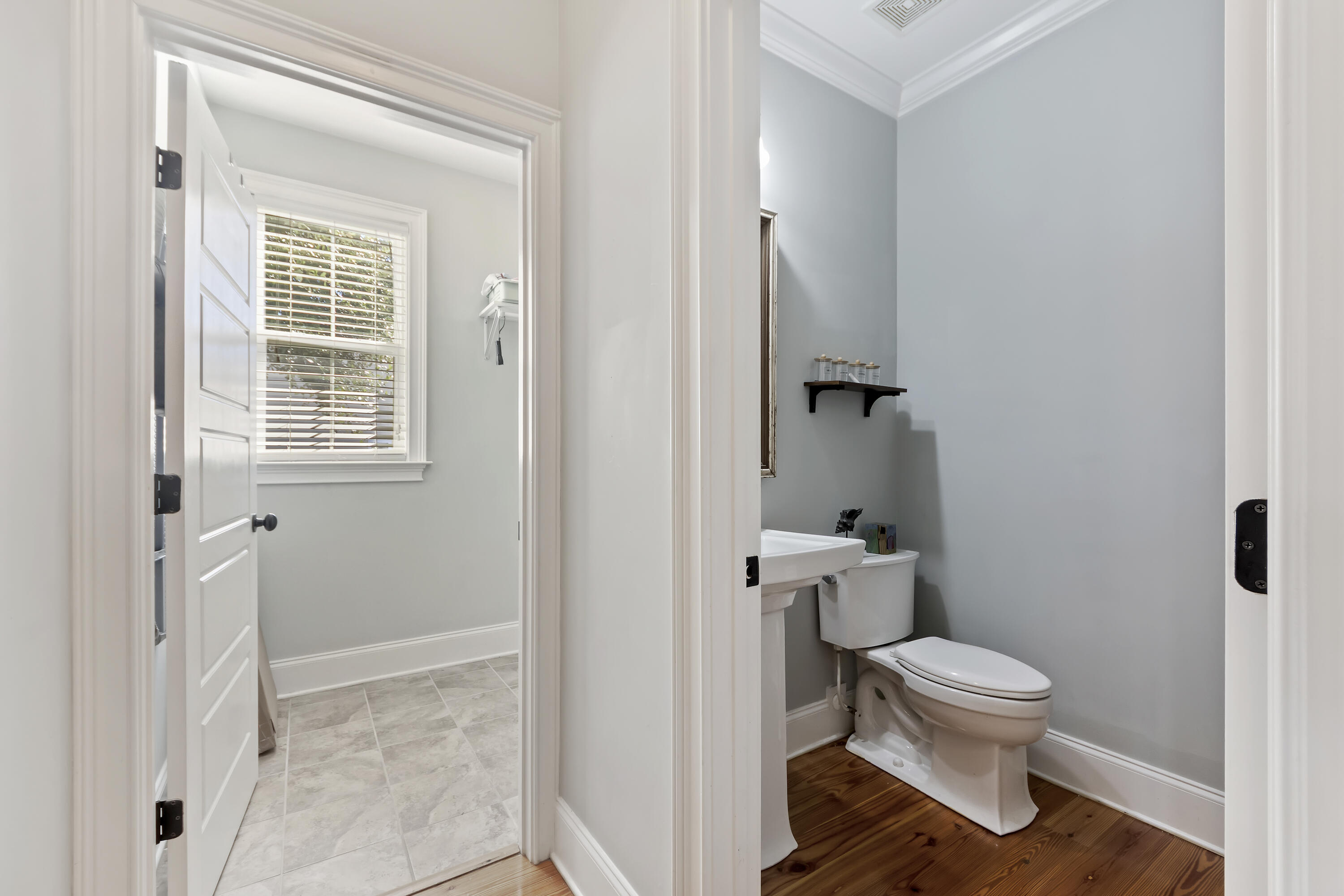 216 Foxbank Plantation Boulevard