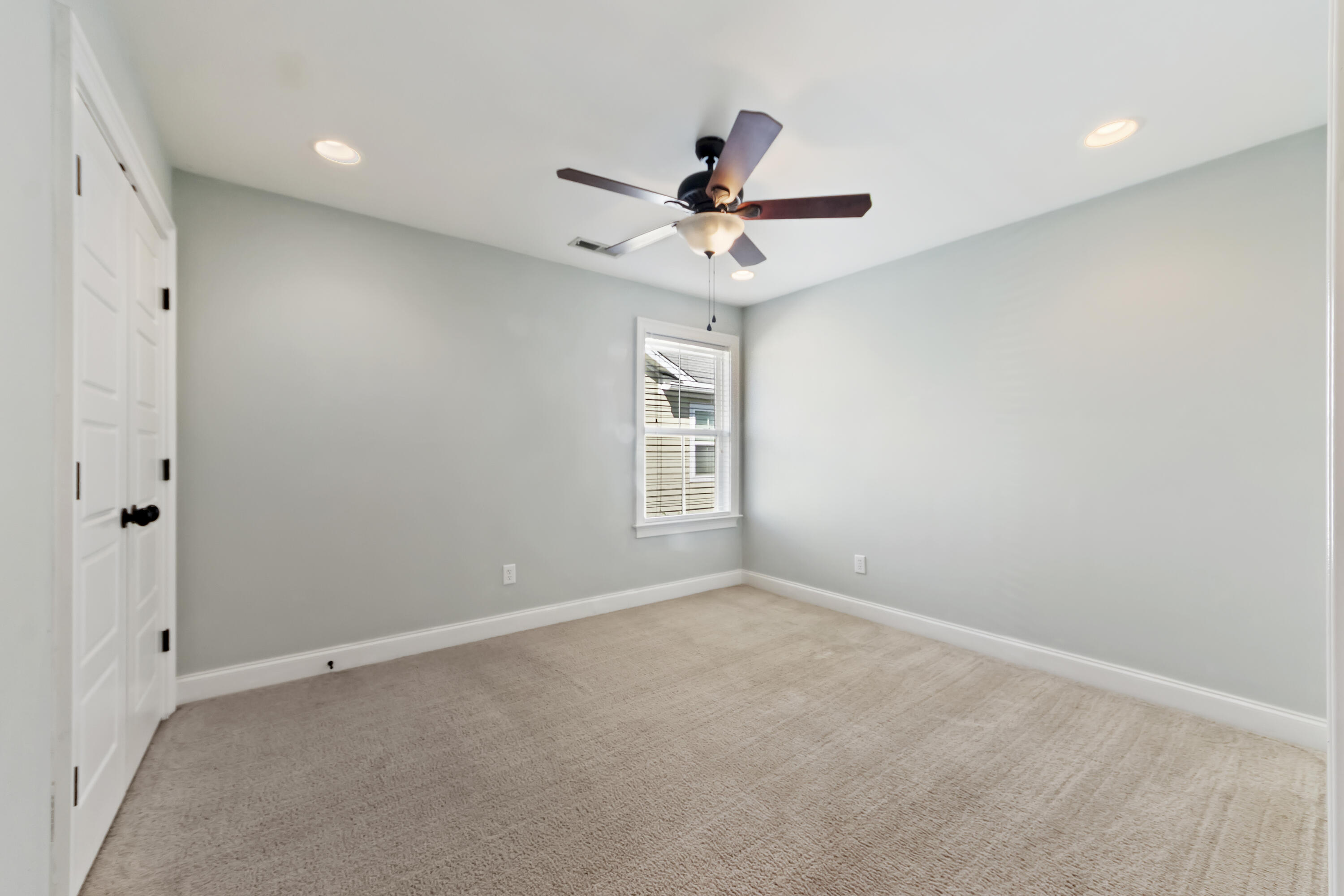 216 Foxbank Plantation Boulevard