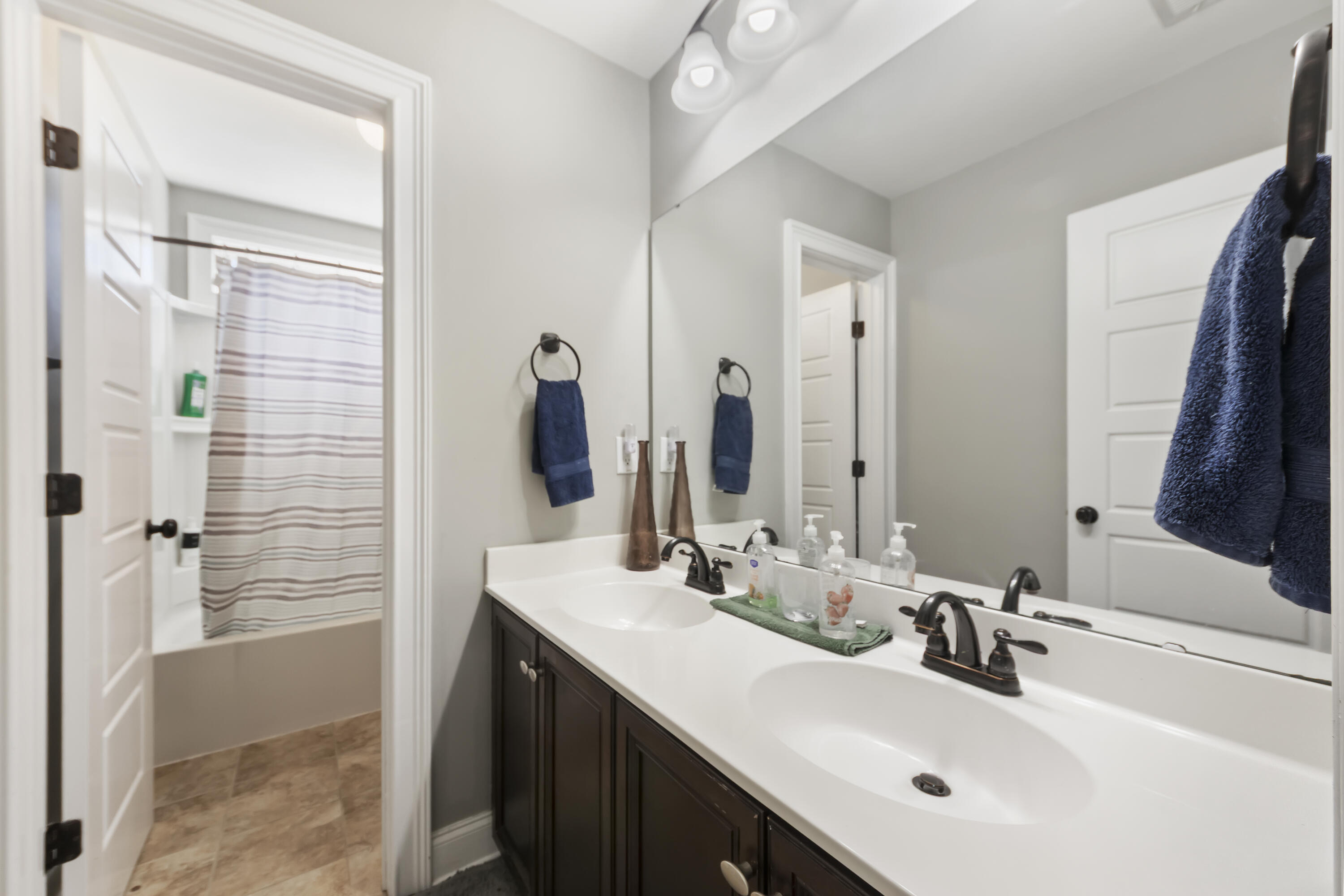 216 Foxbank Plantation Boulevard