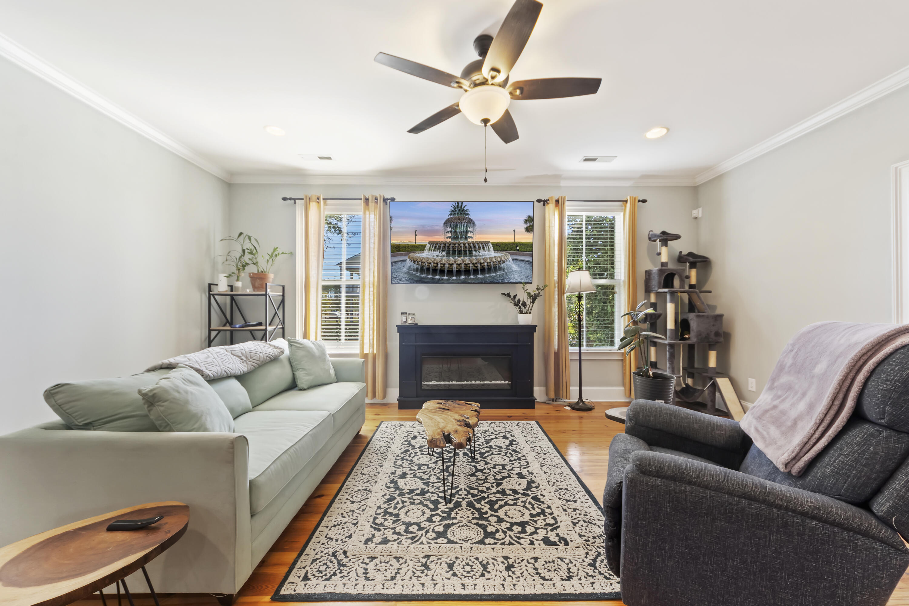 216 Foxbank Plantation Boulevard