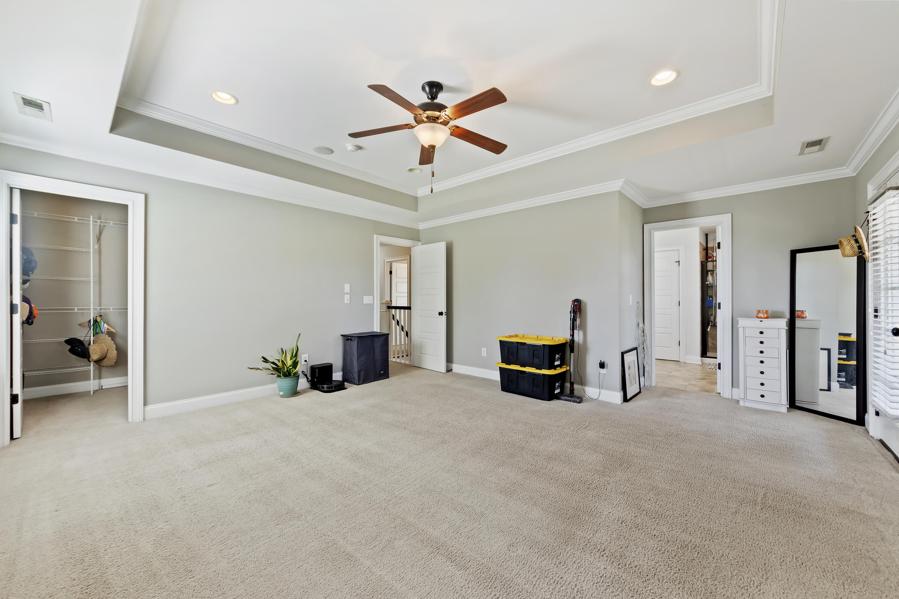 216 Foxbank Plantation Boulevard