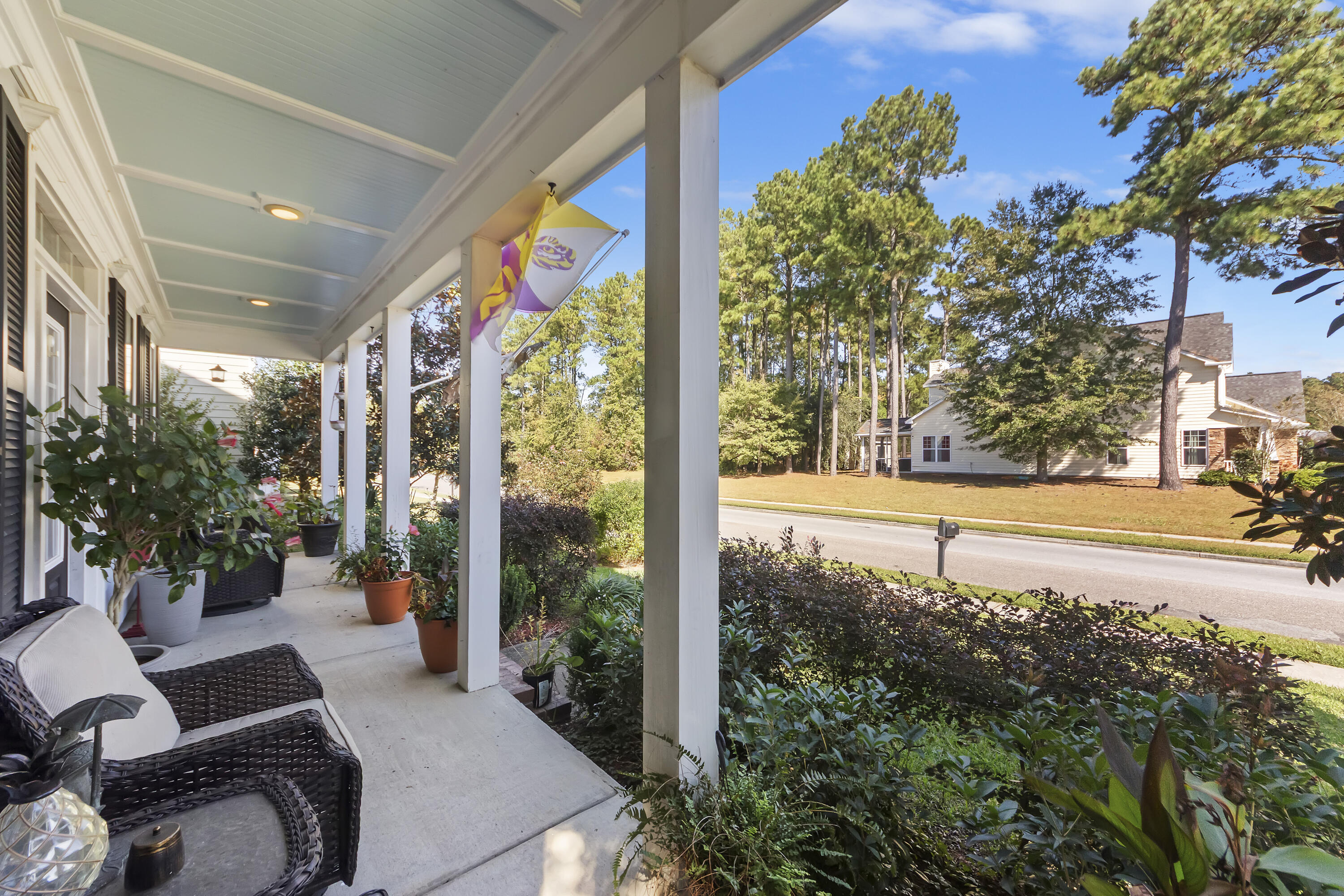 216 Foxbank Plantation Boulevard