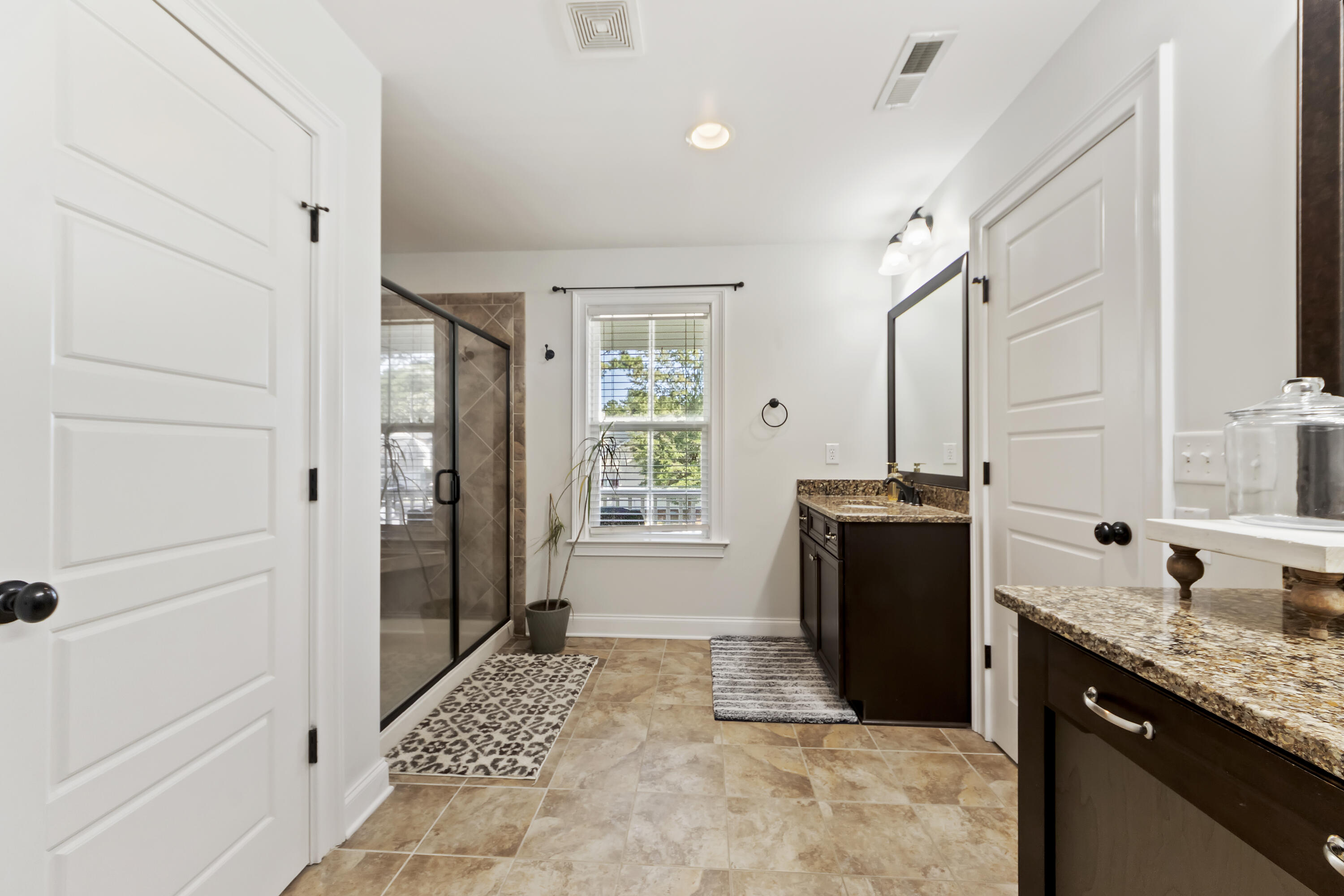 216 Foxbank Plantation Boulevard