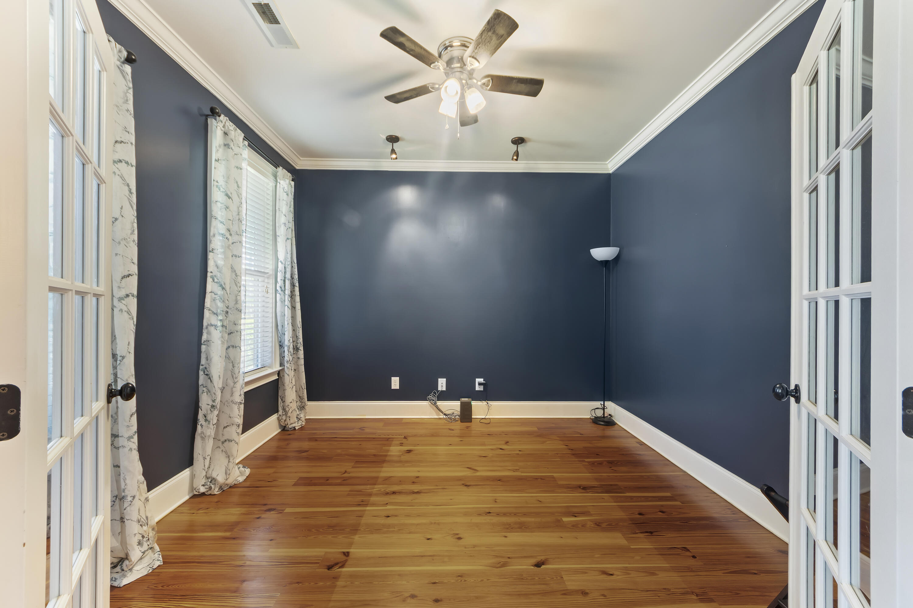 216 Foxbank Plantation Boulevard