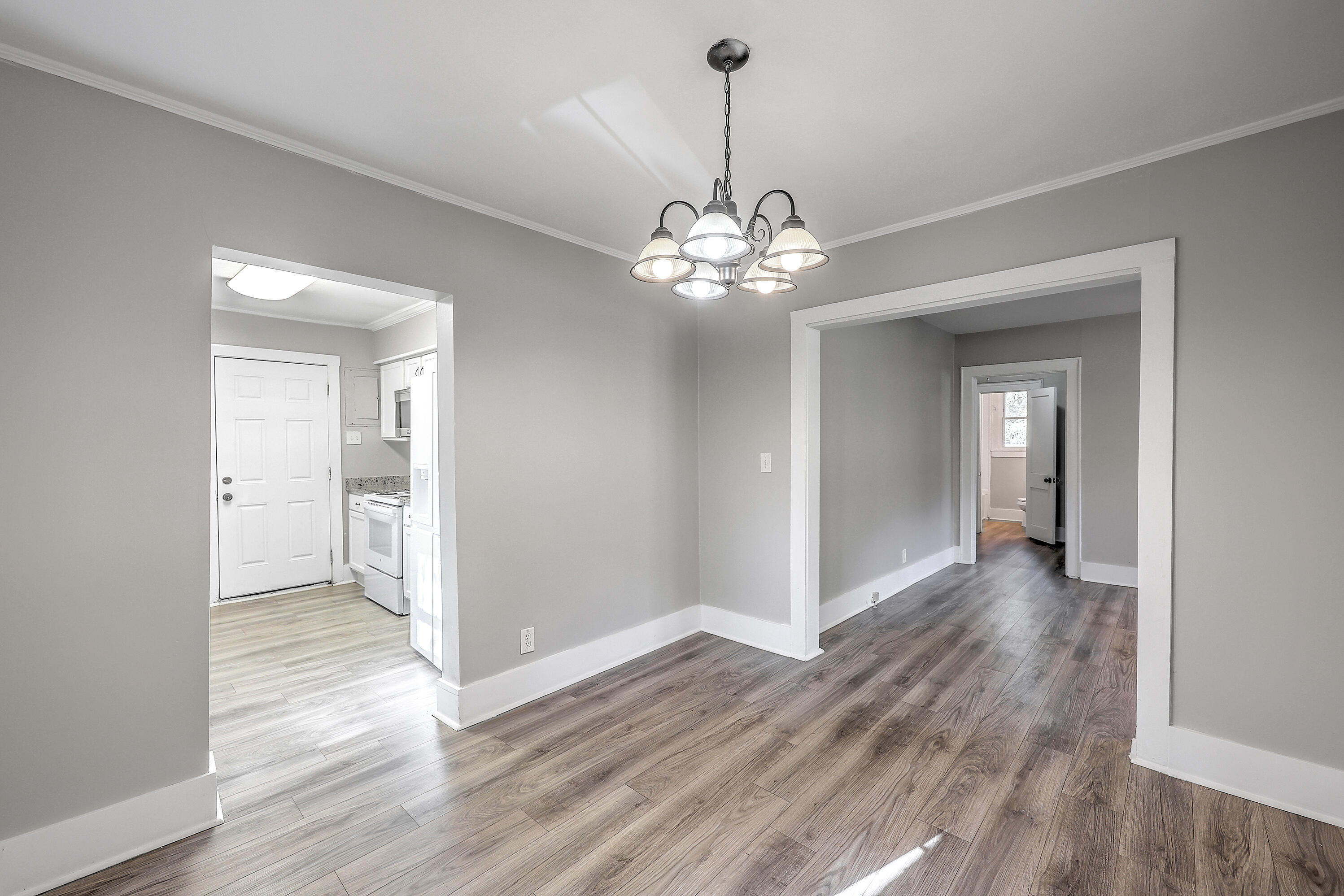 7629 Pinehurst Street