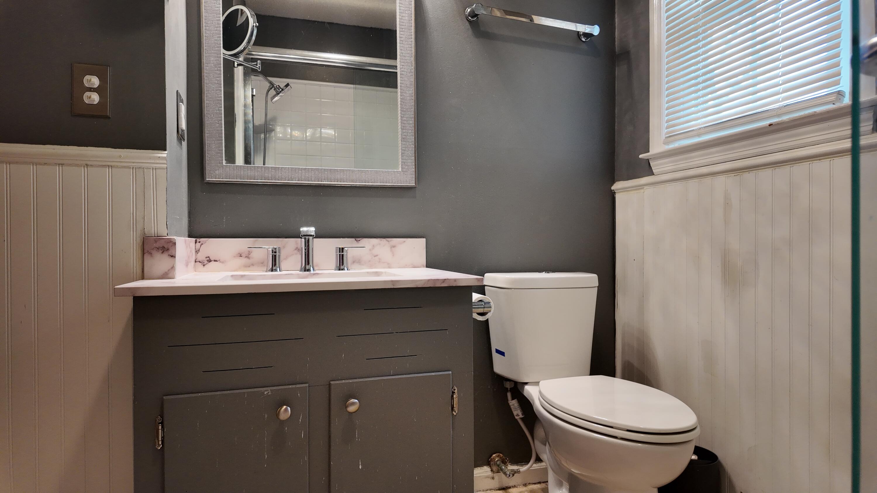 7702 Linsley Dr Drive