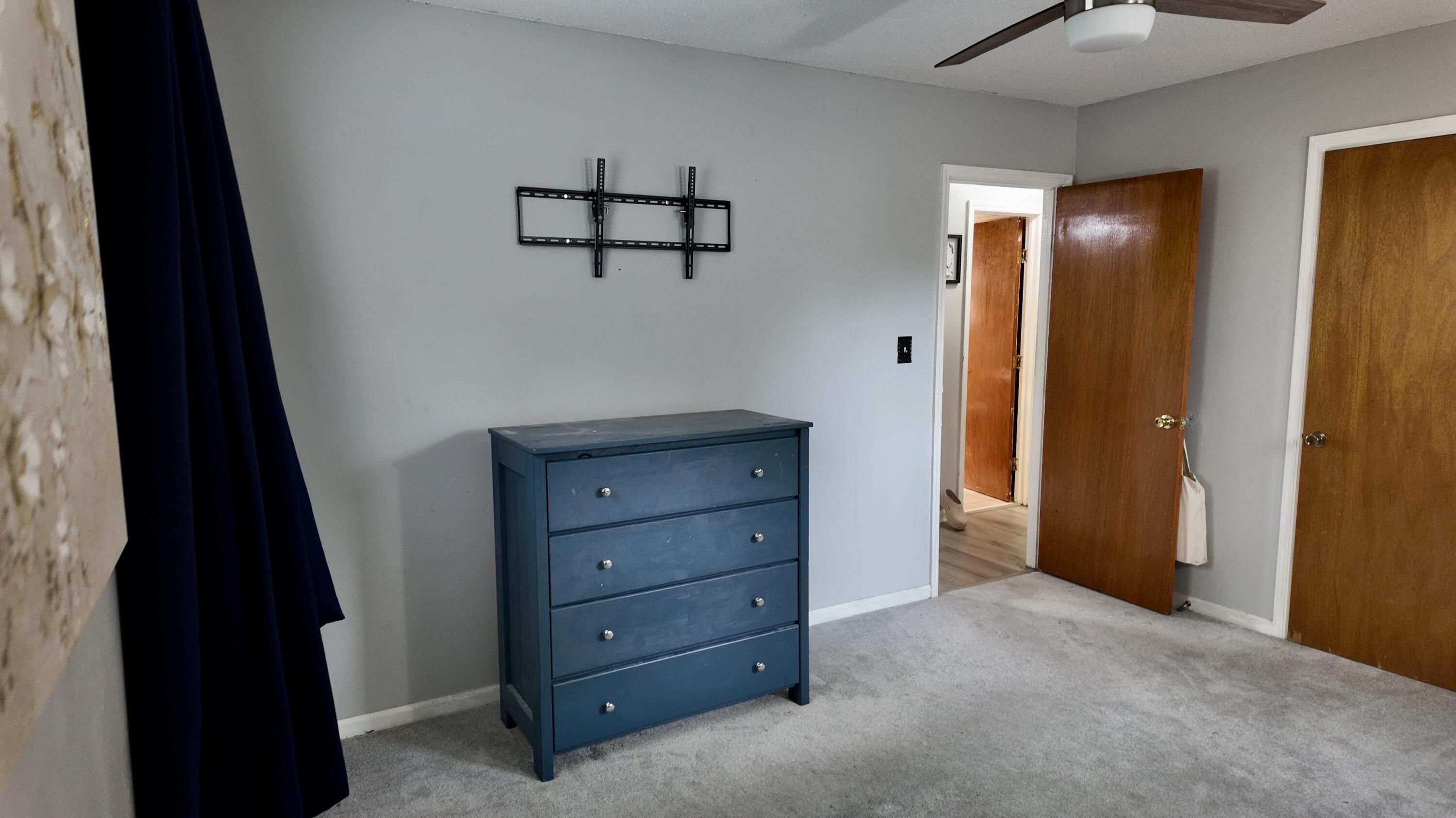 7702 Linsley Dr Drive