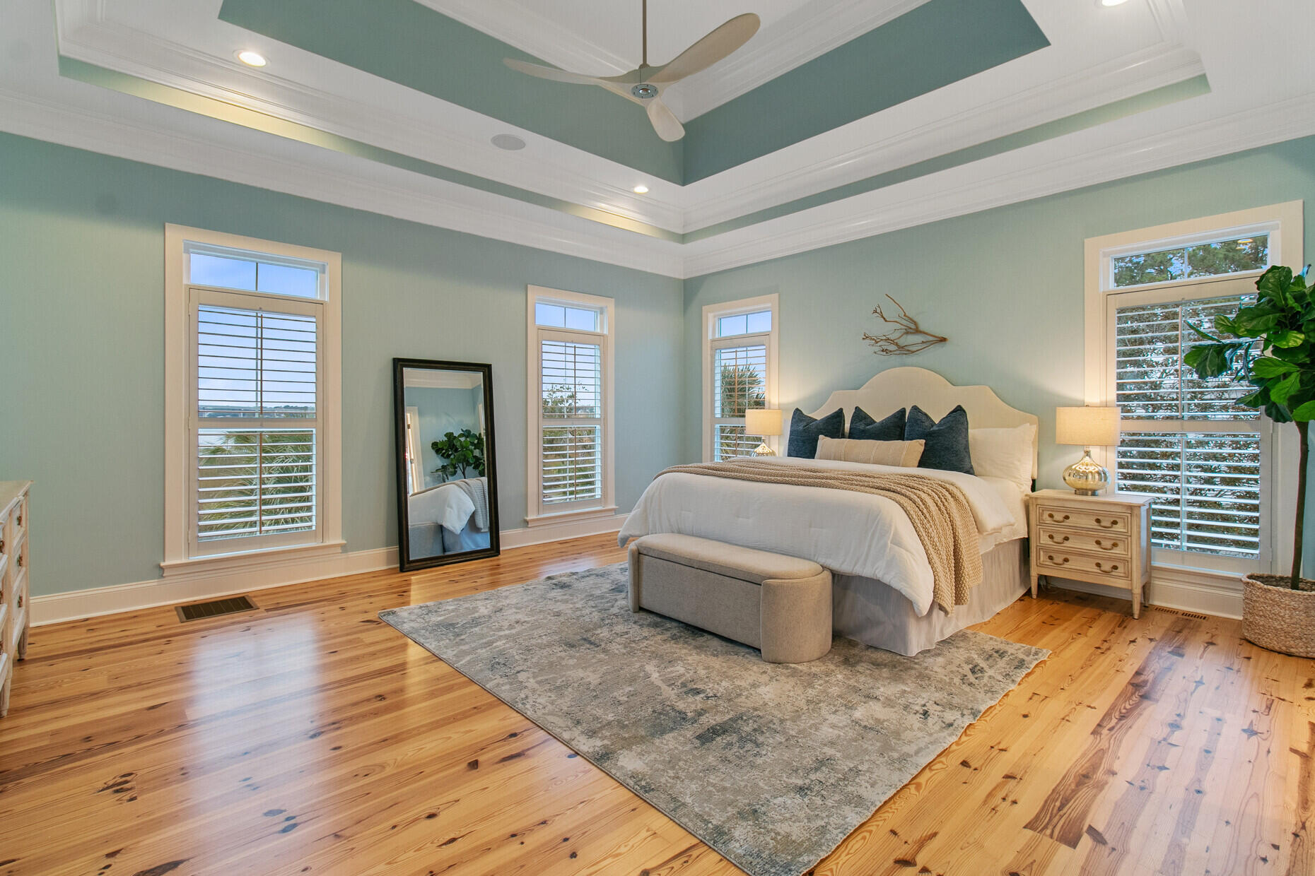 2777 Oak Manor Drive