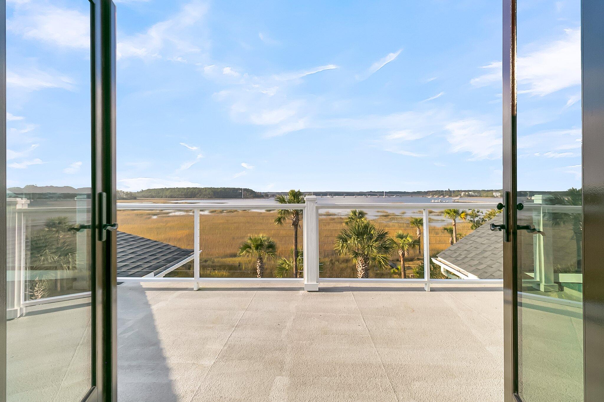 2777 Oak Manor Drive