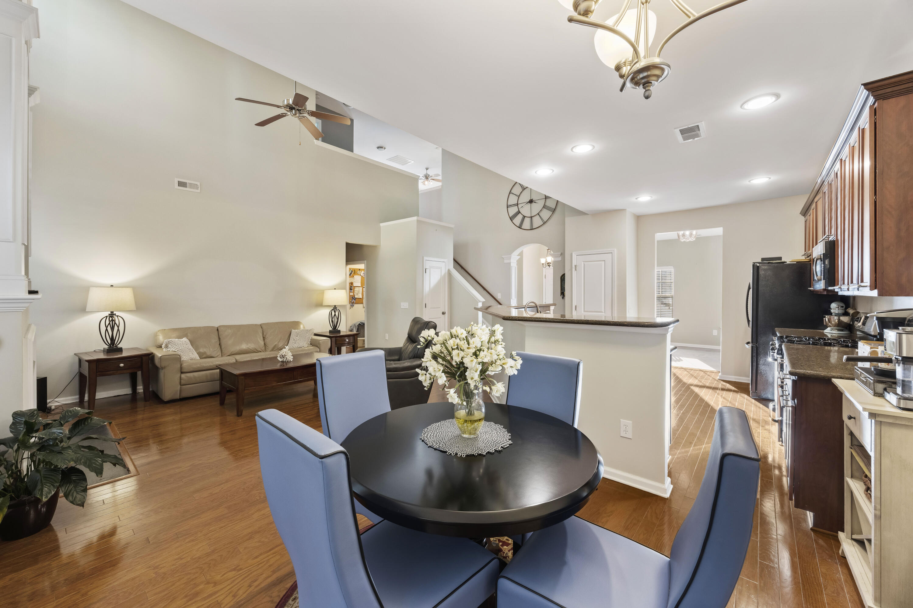 3031 Ellington Drive