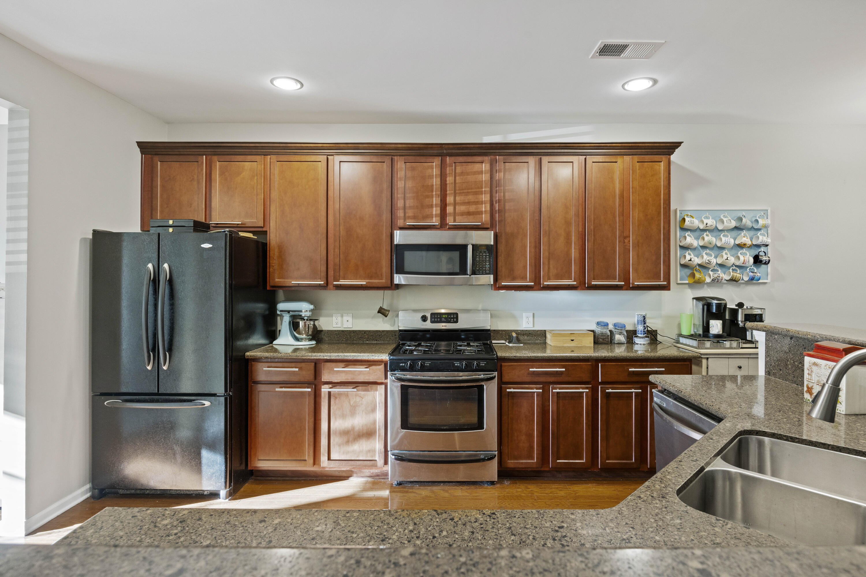 3031 Ellington Drive