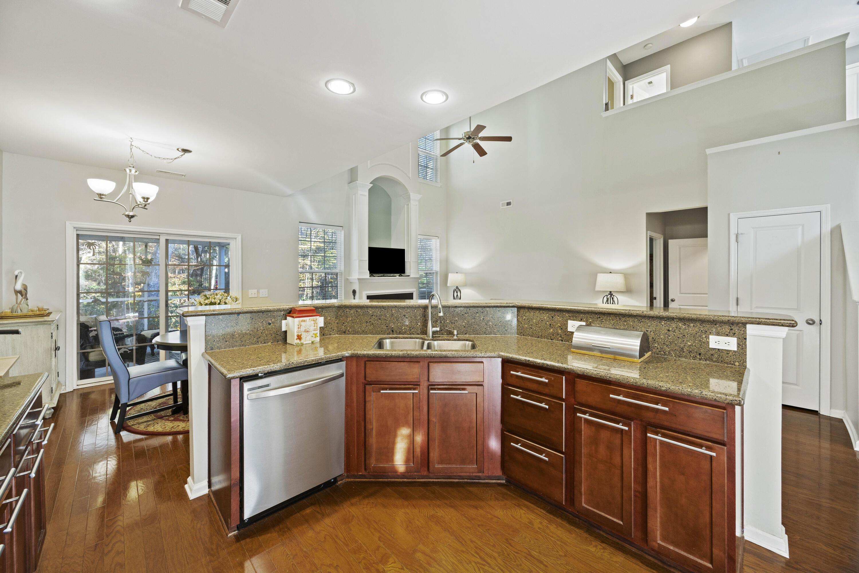 3031 Ellington Drive