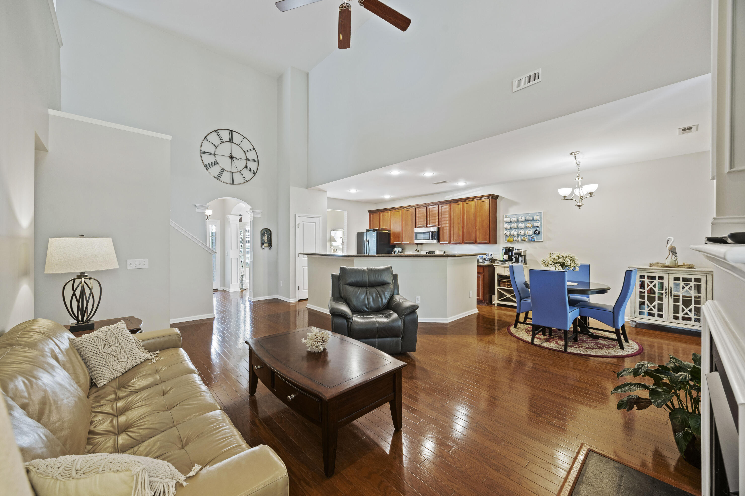 3031 Ellington Drive