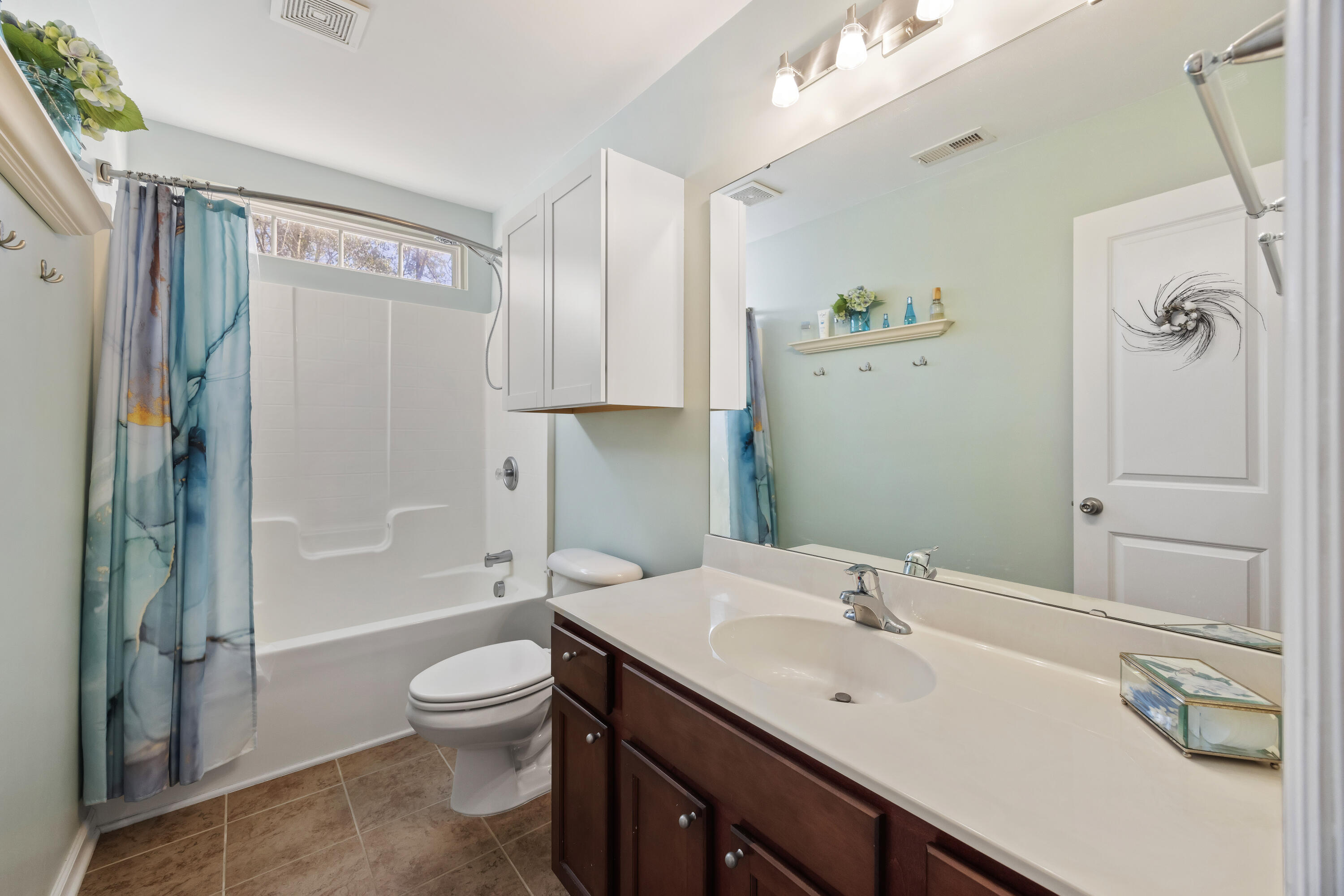 3031 Ellington Drive