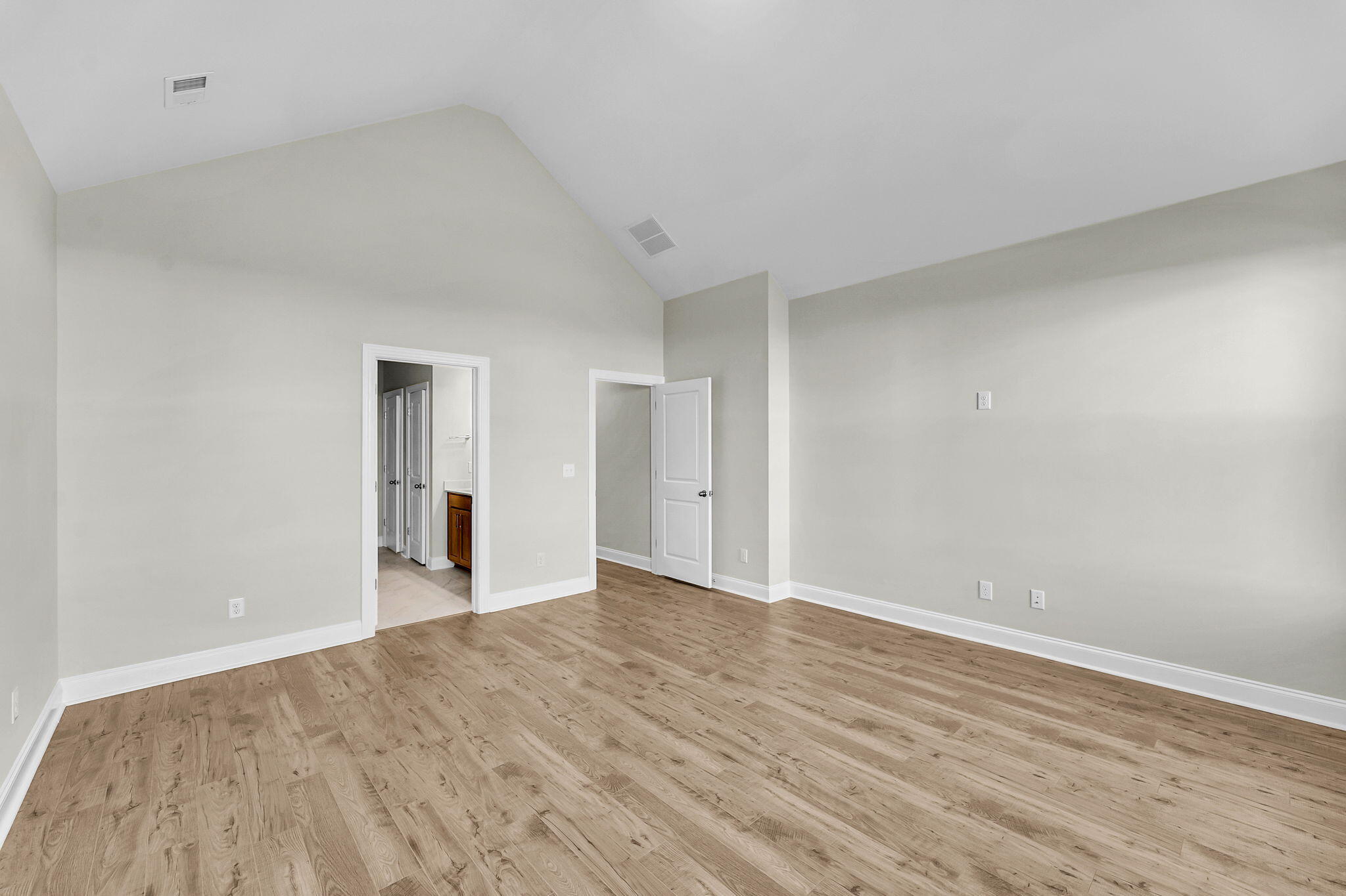 2 Cherrywood Drive