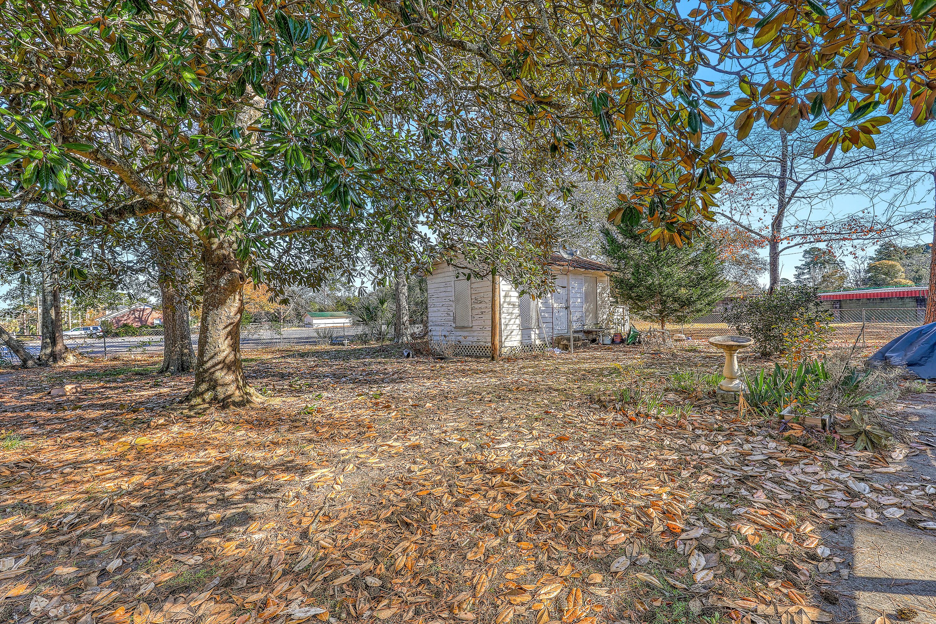 108 NW Railroad Avenue