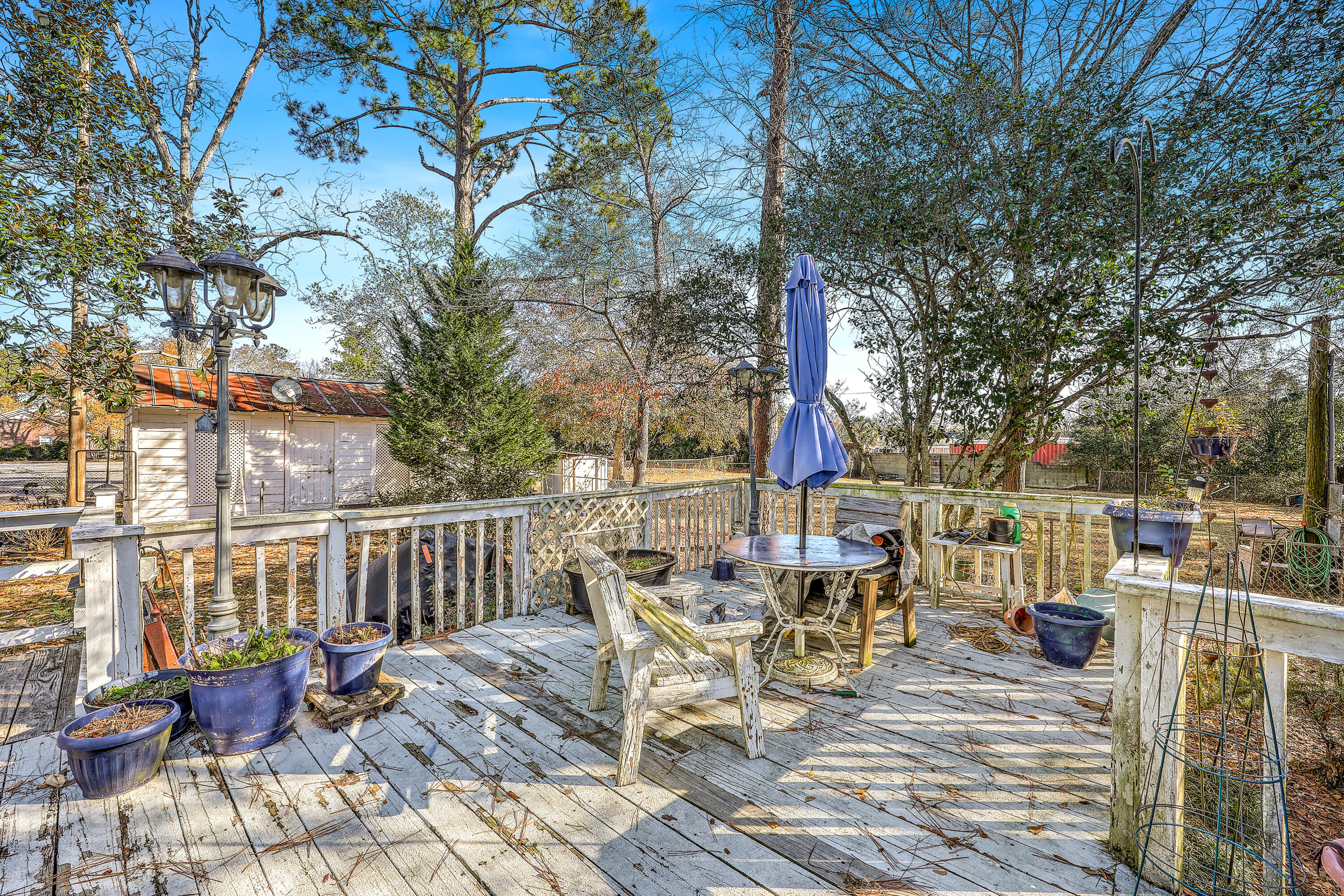 108 NW Railroad Avenue