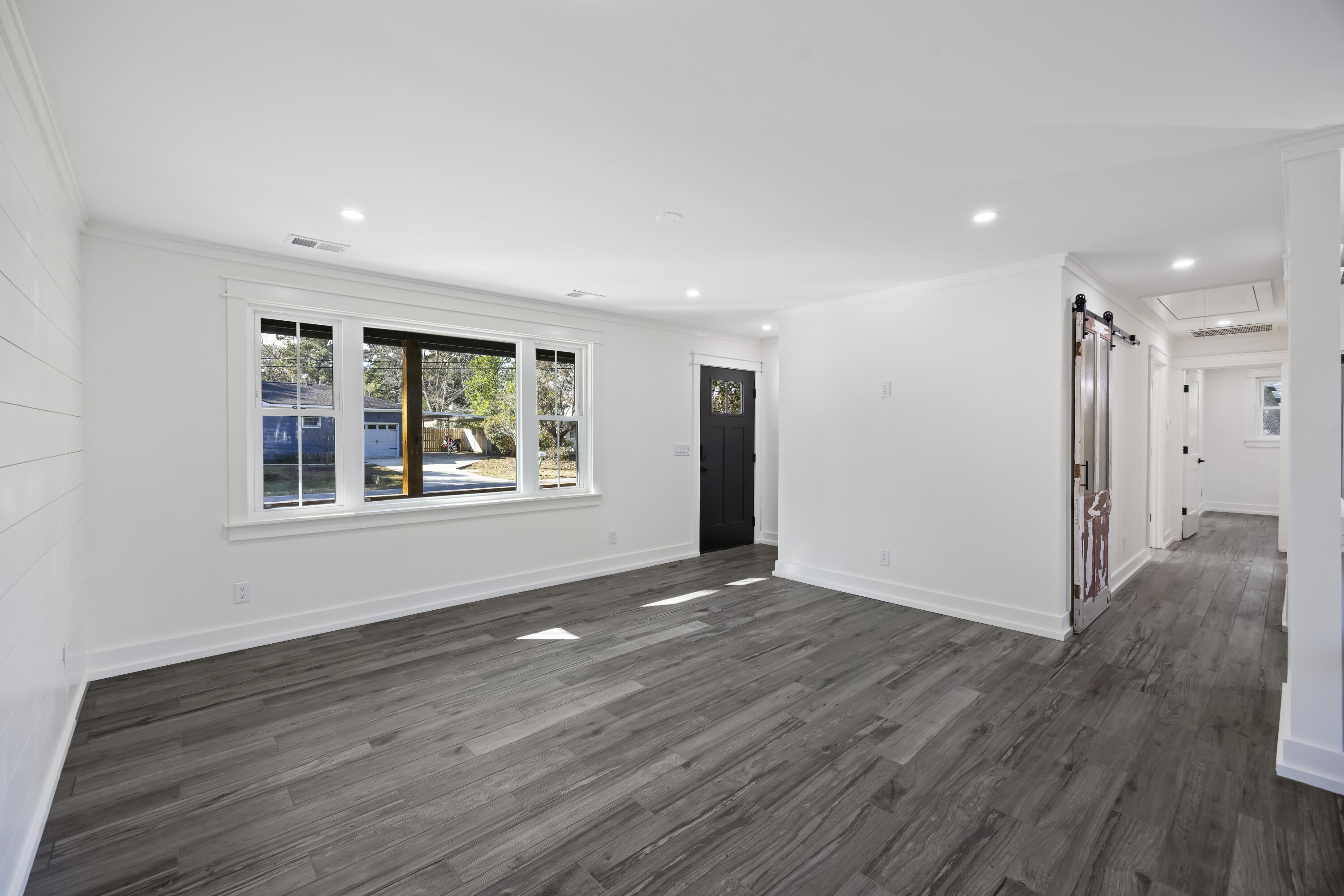 1328 Hermitage Avenue