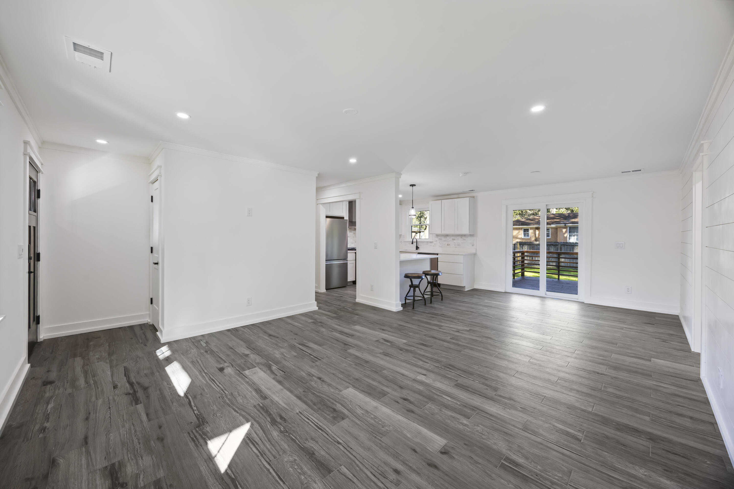 1328 Hermitage Avenue