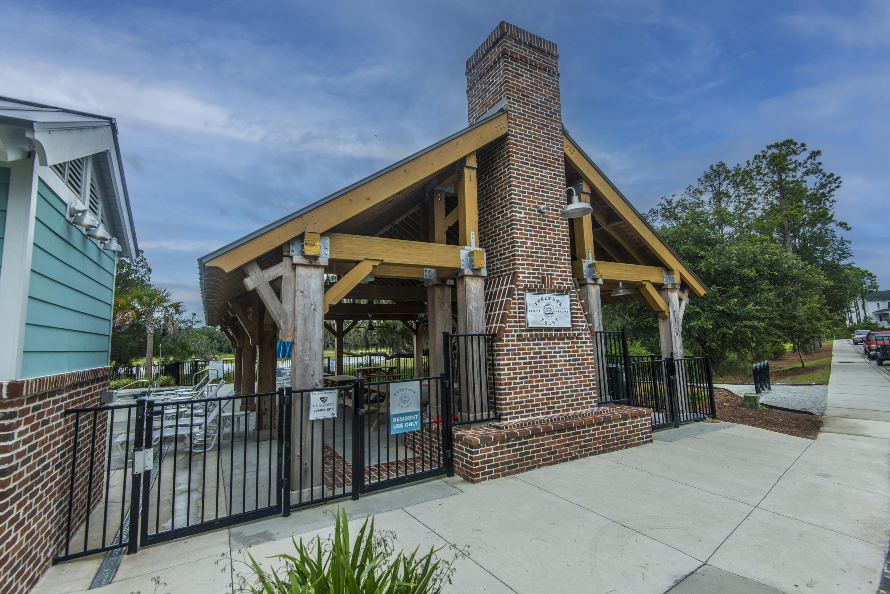 1216 Pressley Road