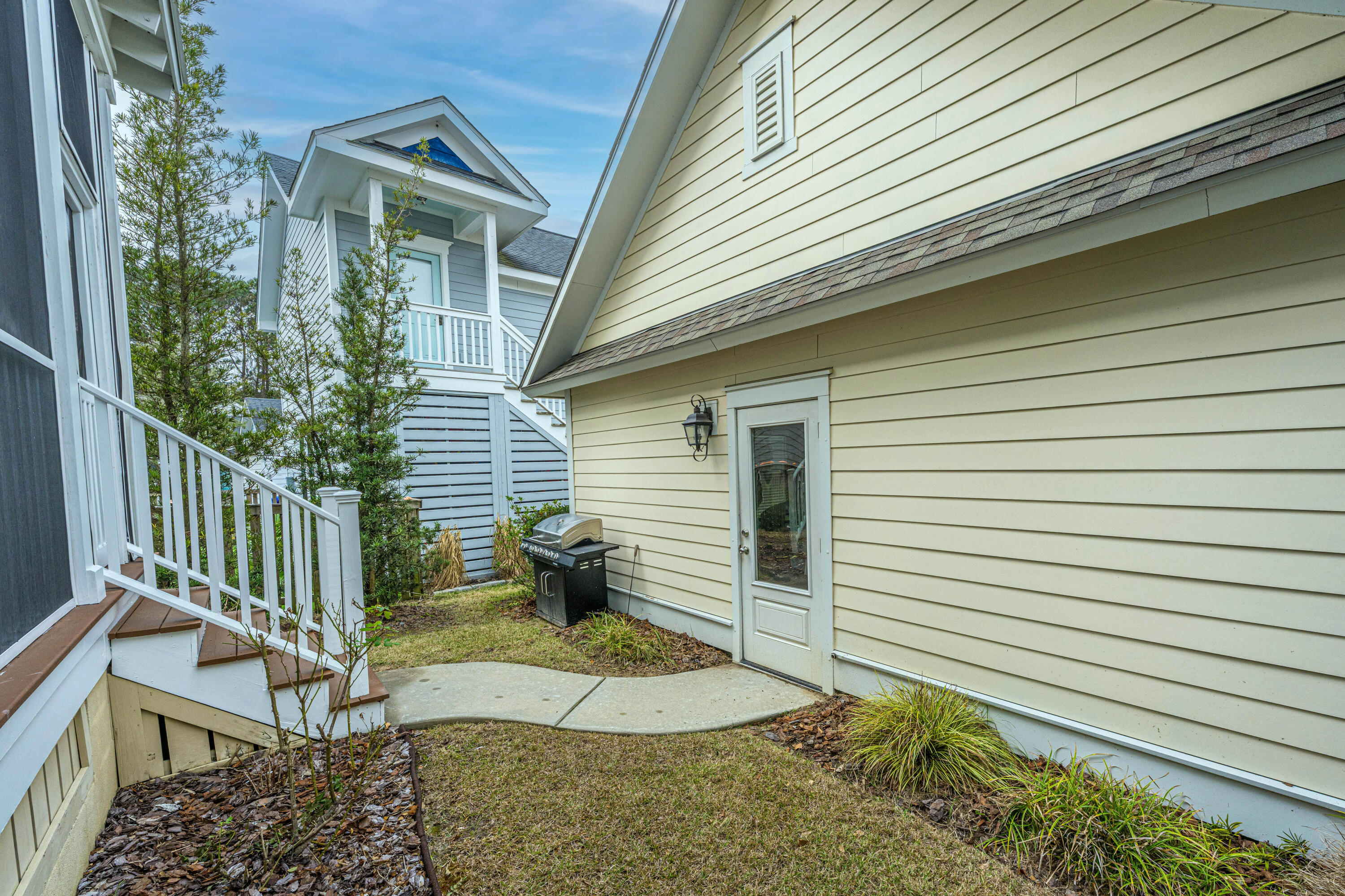 1216 Pressley Road
