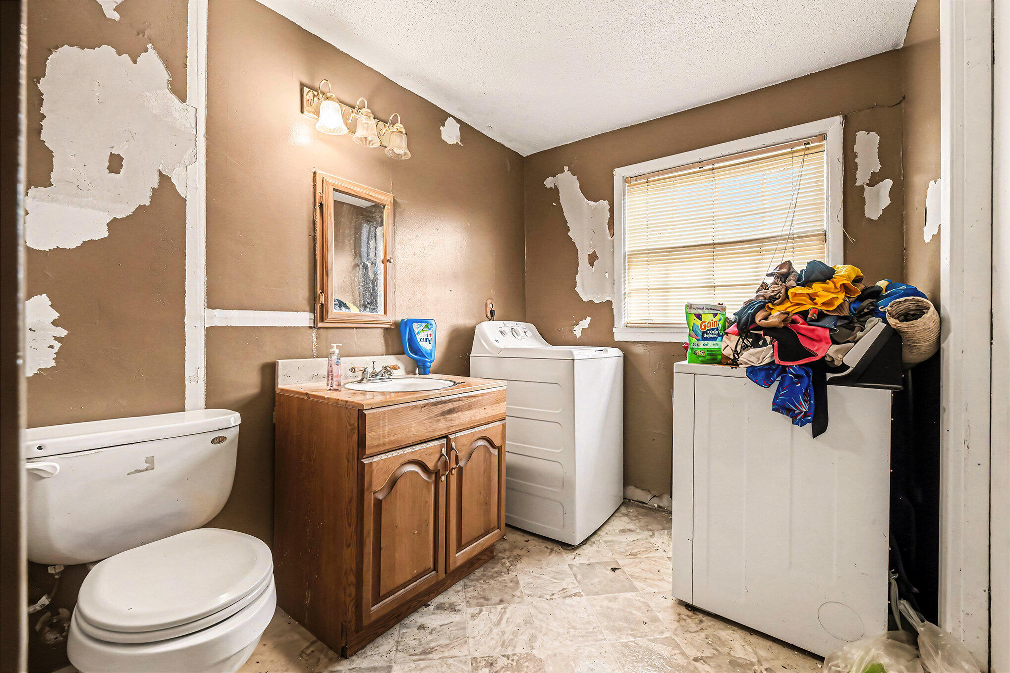 3358 Mountainbrook Avenue