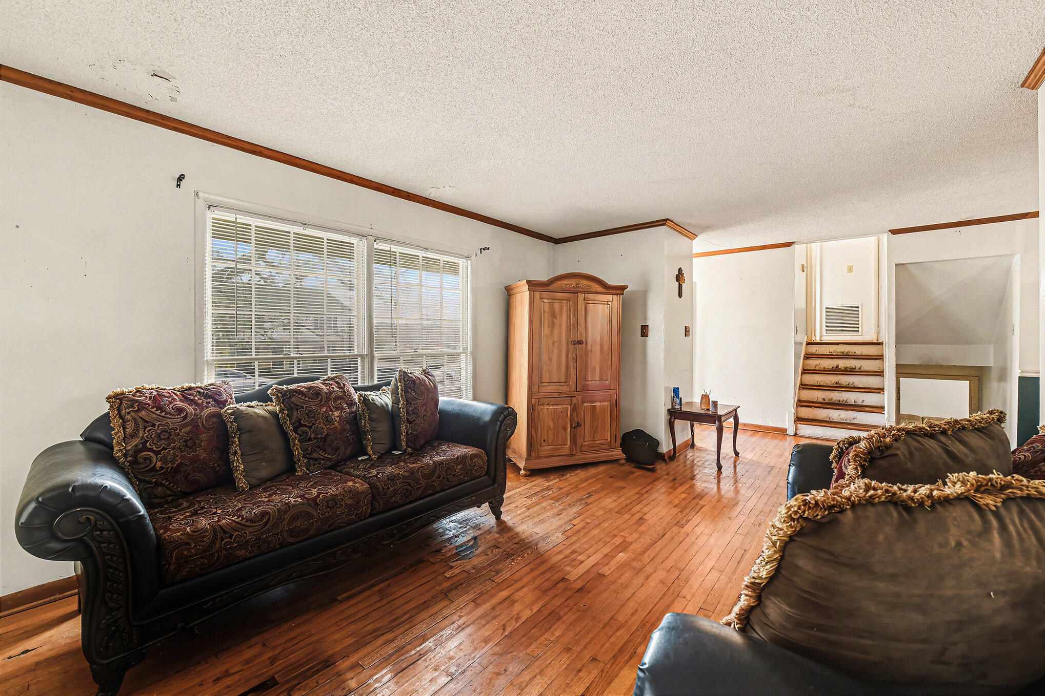 3358 Mountainbrook Avenue