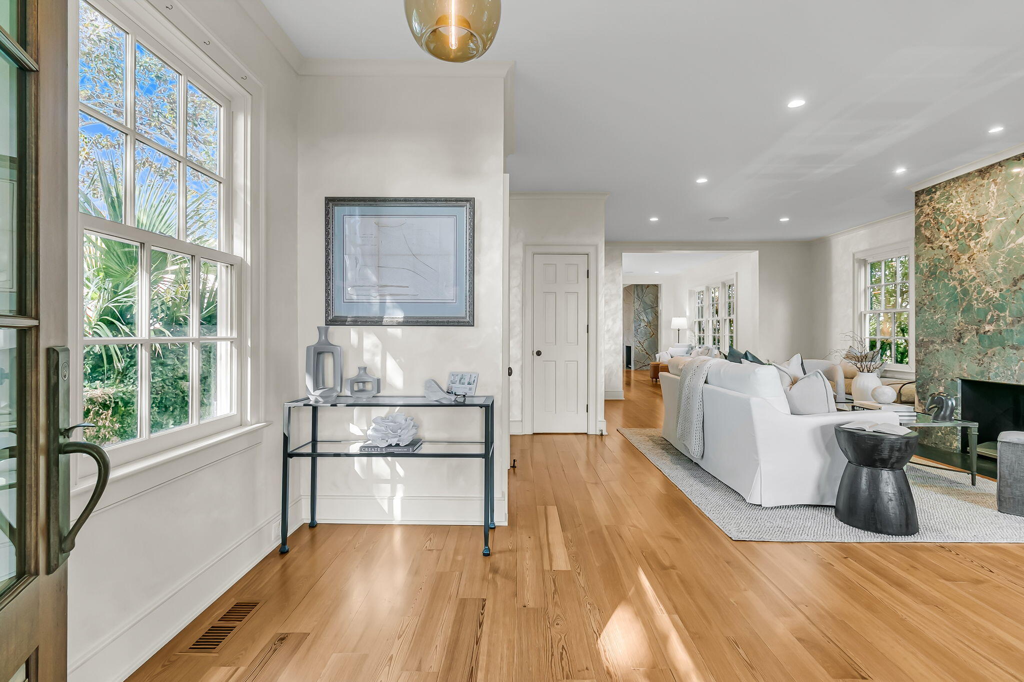 14 1/2 Murray Boulevard