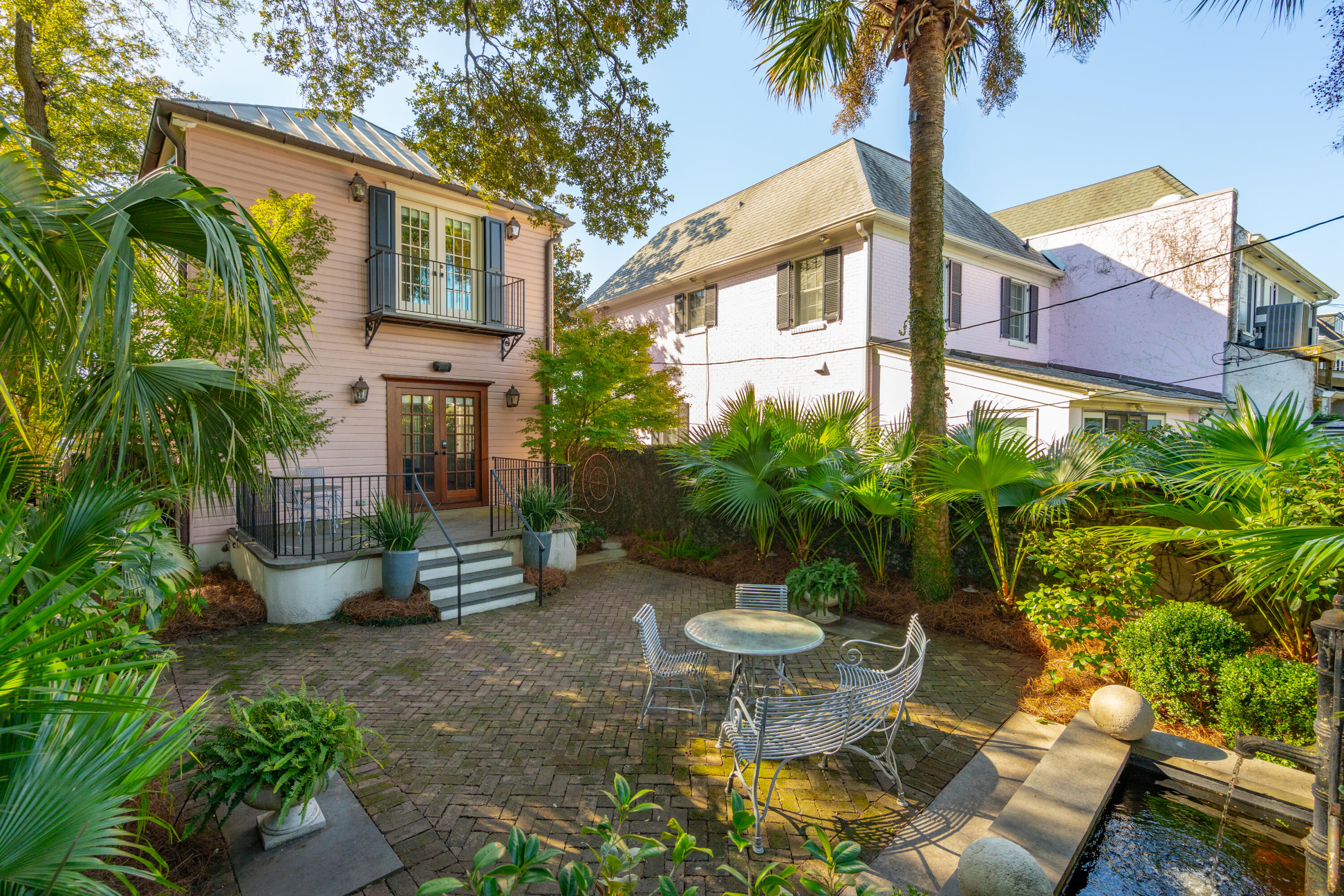 14 1/2 Murray Boulevard