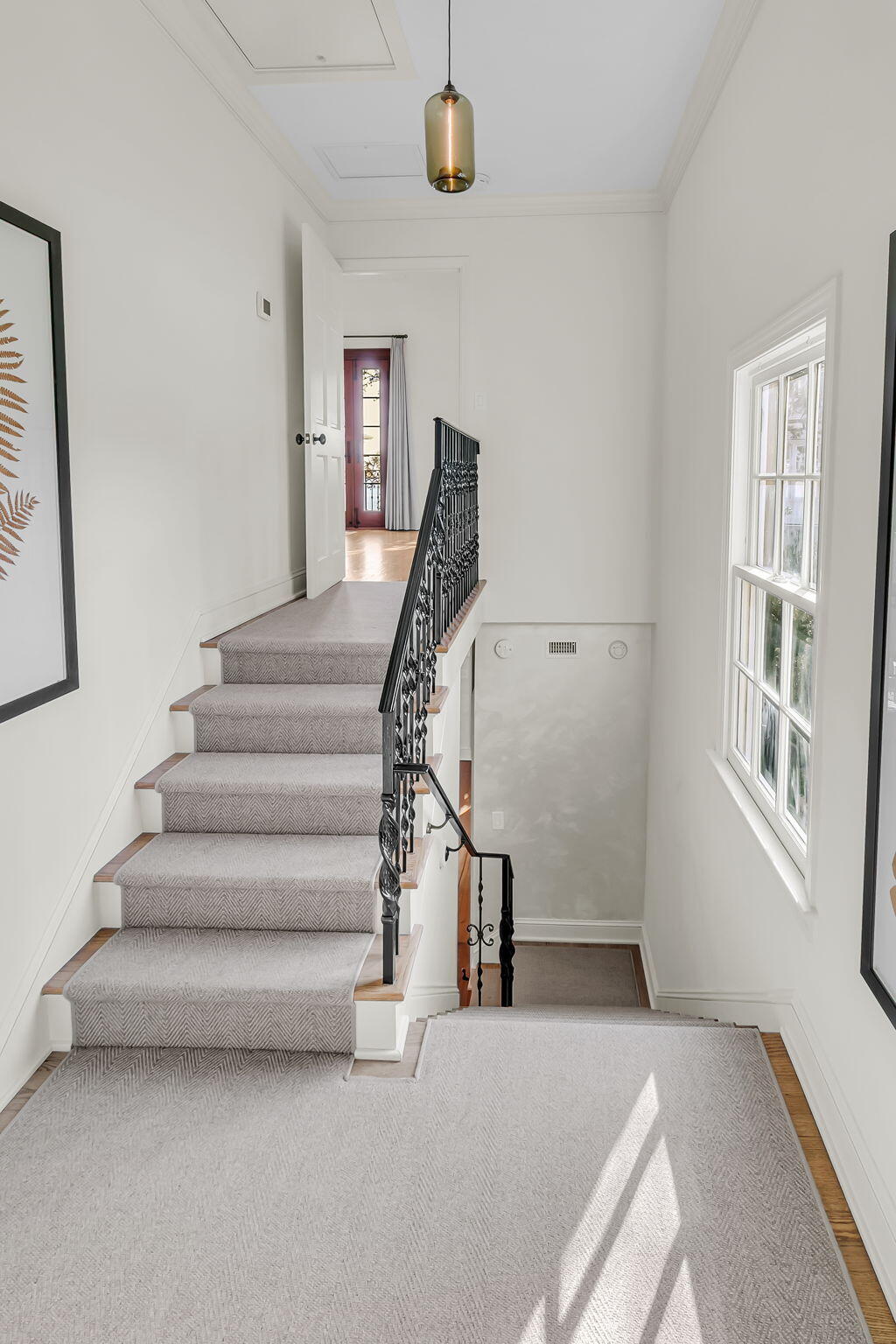 14 1/2 Murray Boulevard