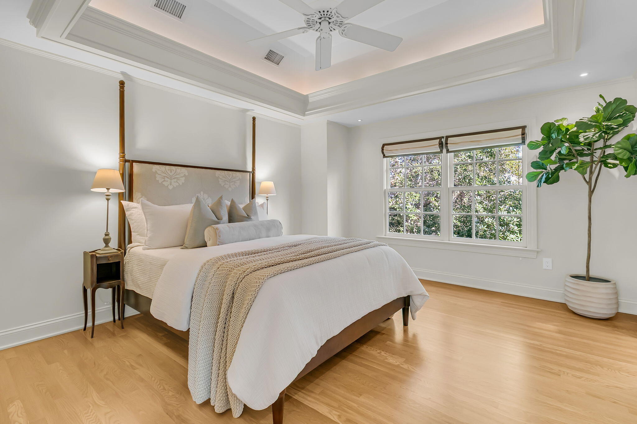 14 1/2 Murray Boulevard