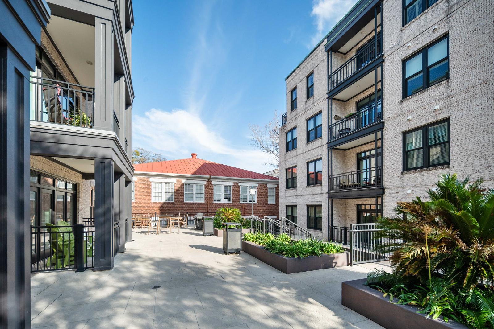 21 George Street # 203