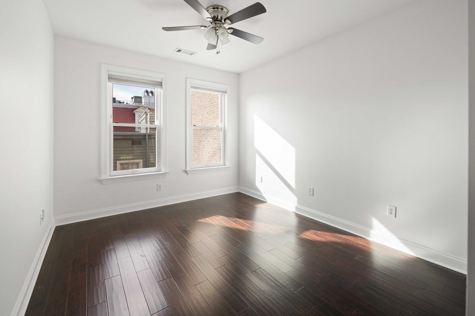 21 George Street # 203
