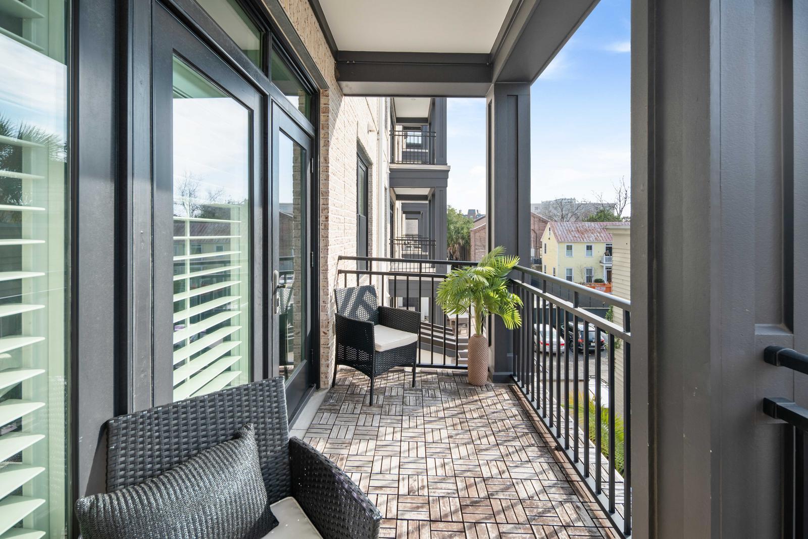 21 George Street # 203