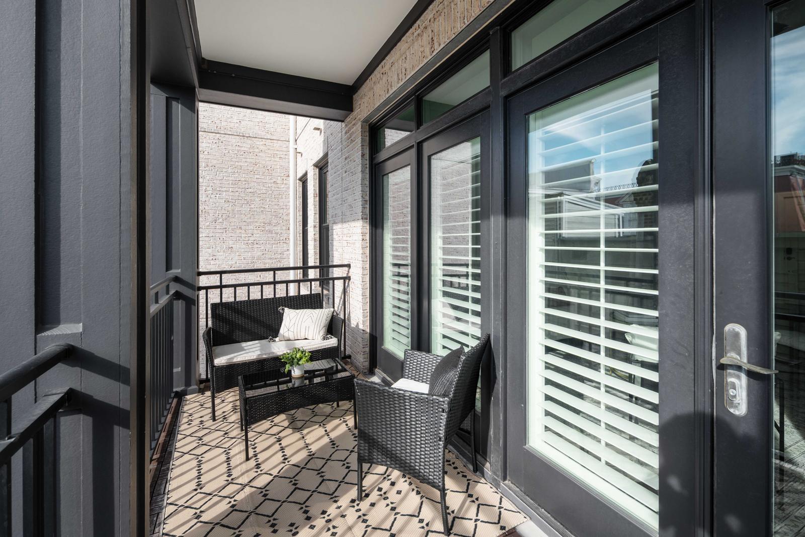 21 George Street # 203
