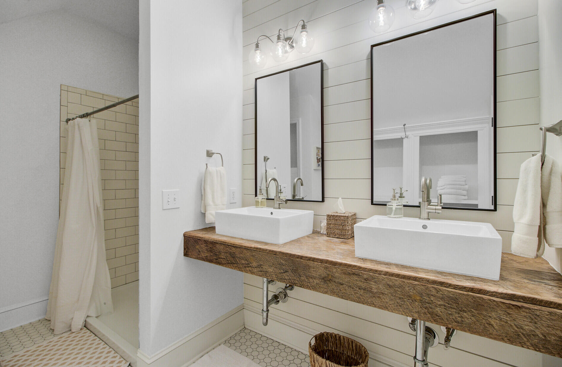 2197 Hartfords Bluff Circle