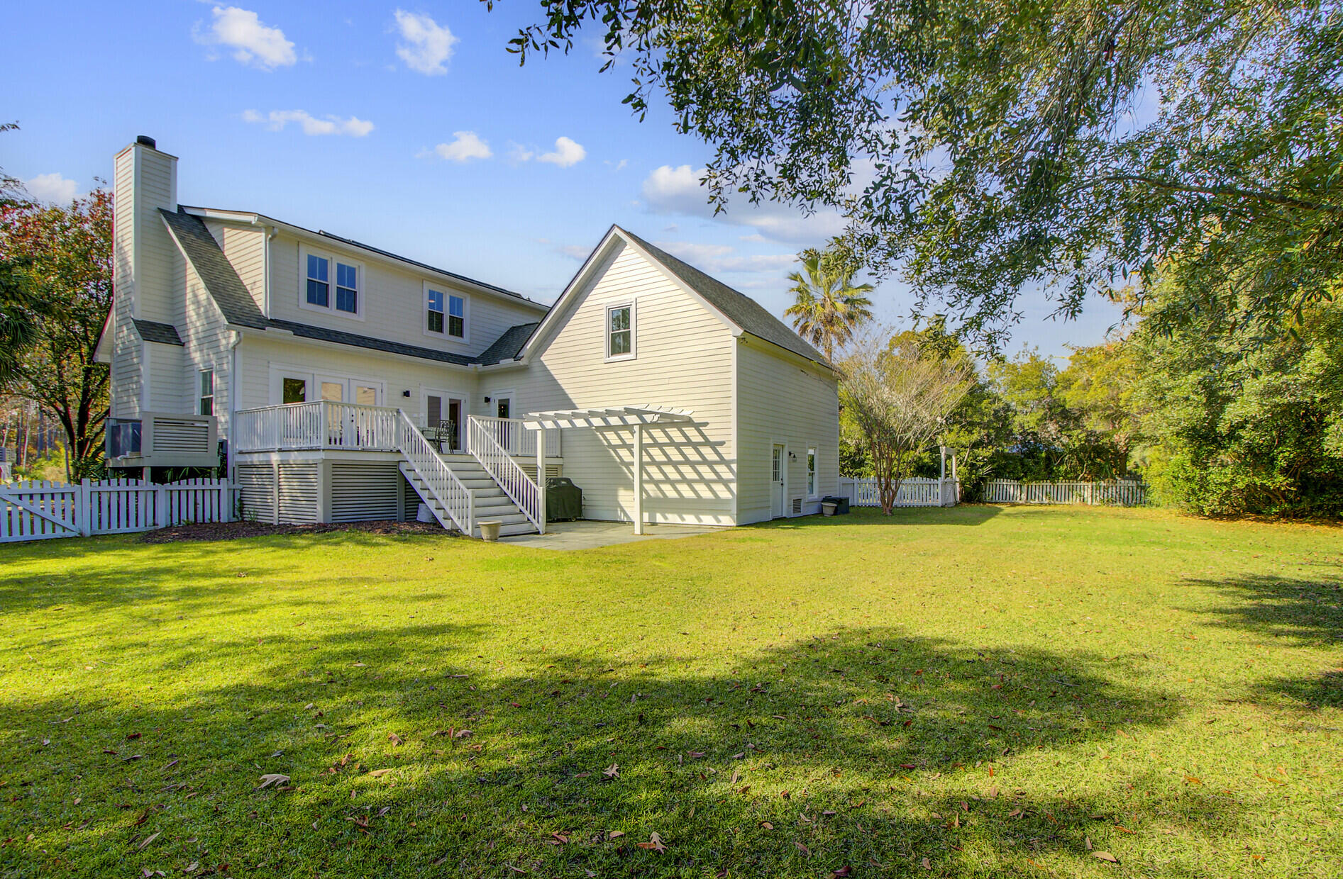 2197 Hartfords Bluff Circle