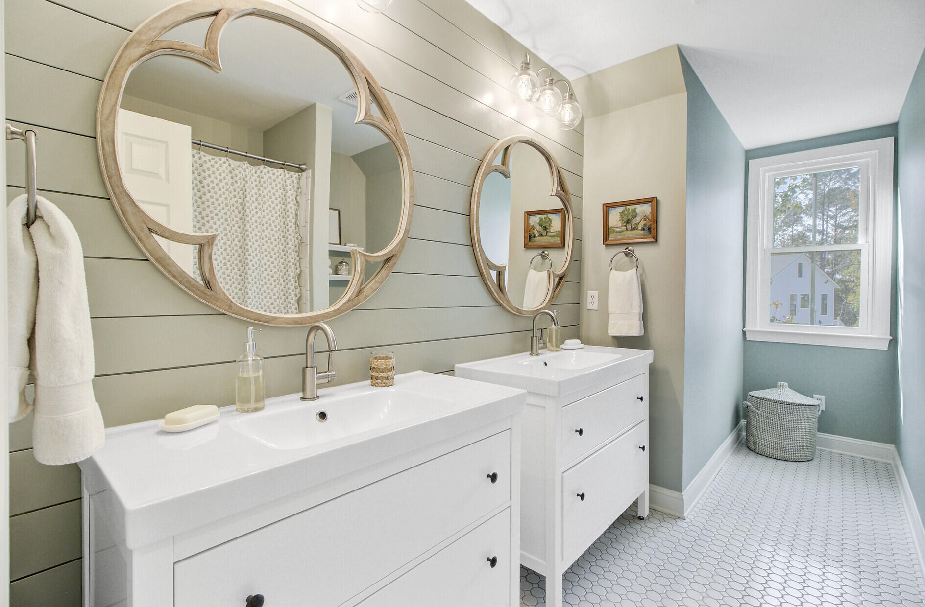 2197 Hartfords Bluff Circle