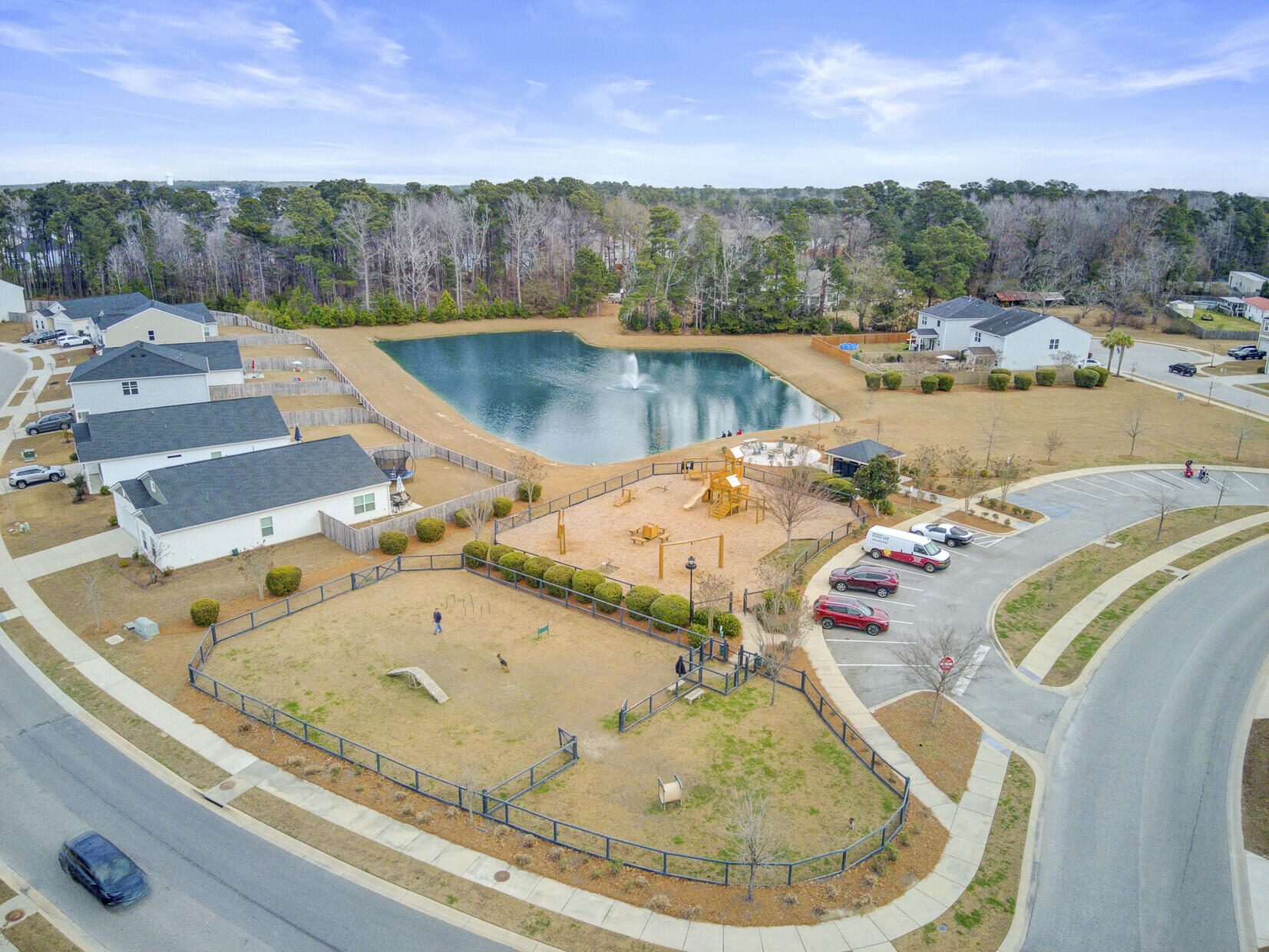 142 Clydesdale Circle