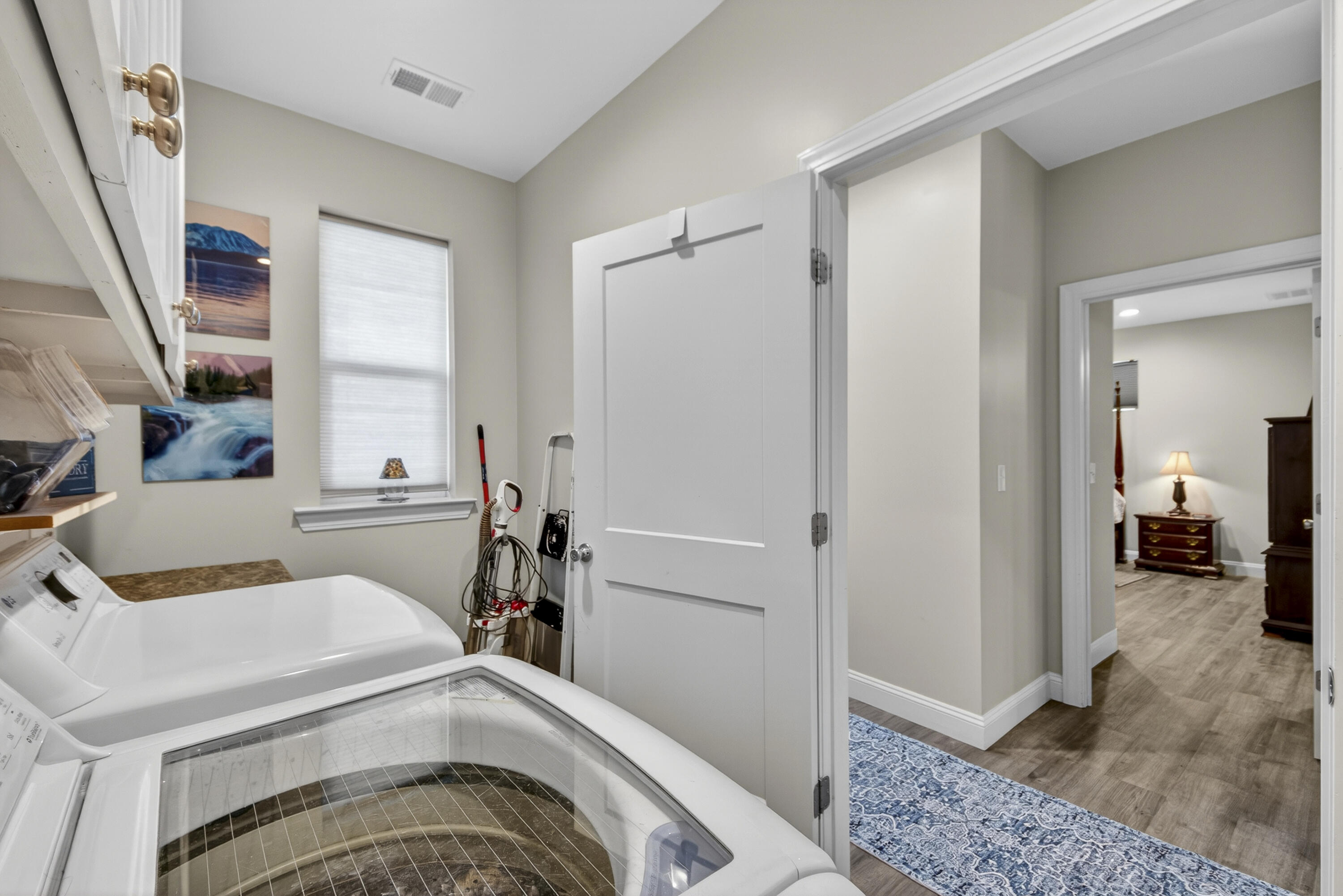 1723 W Avalon Circle