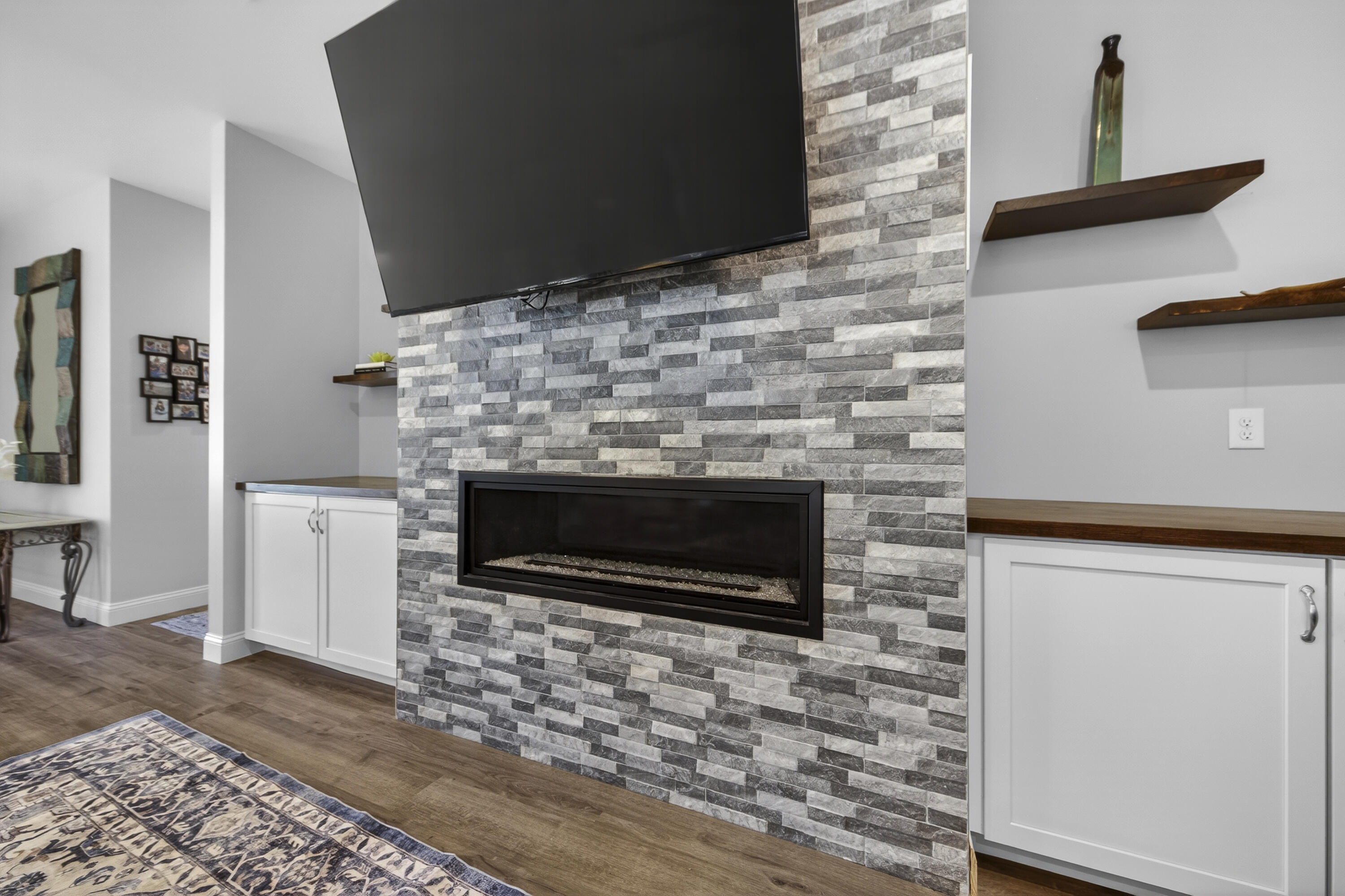 1723 W Avalon Circle