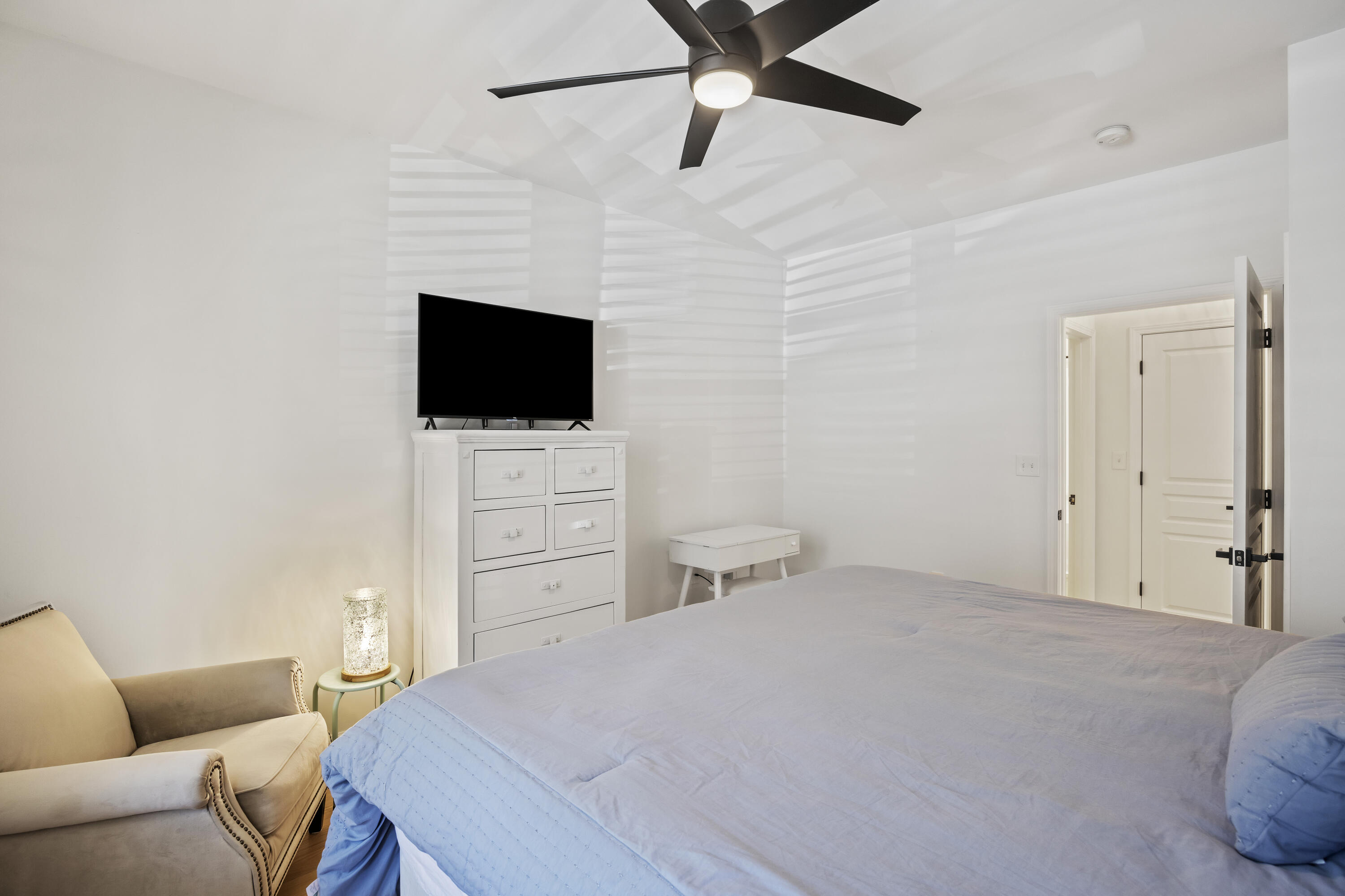 200 Bucksley Lane # 105