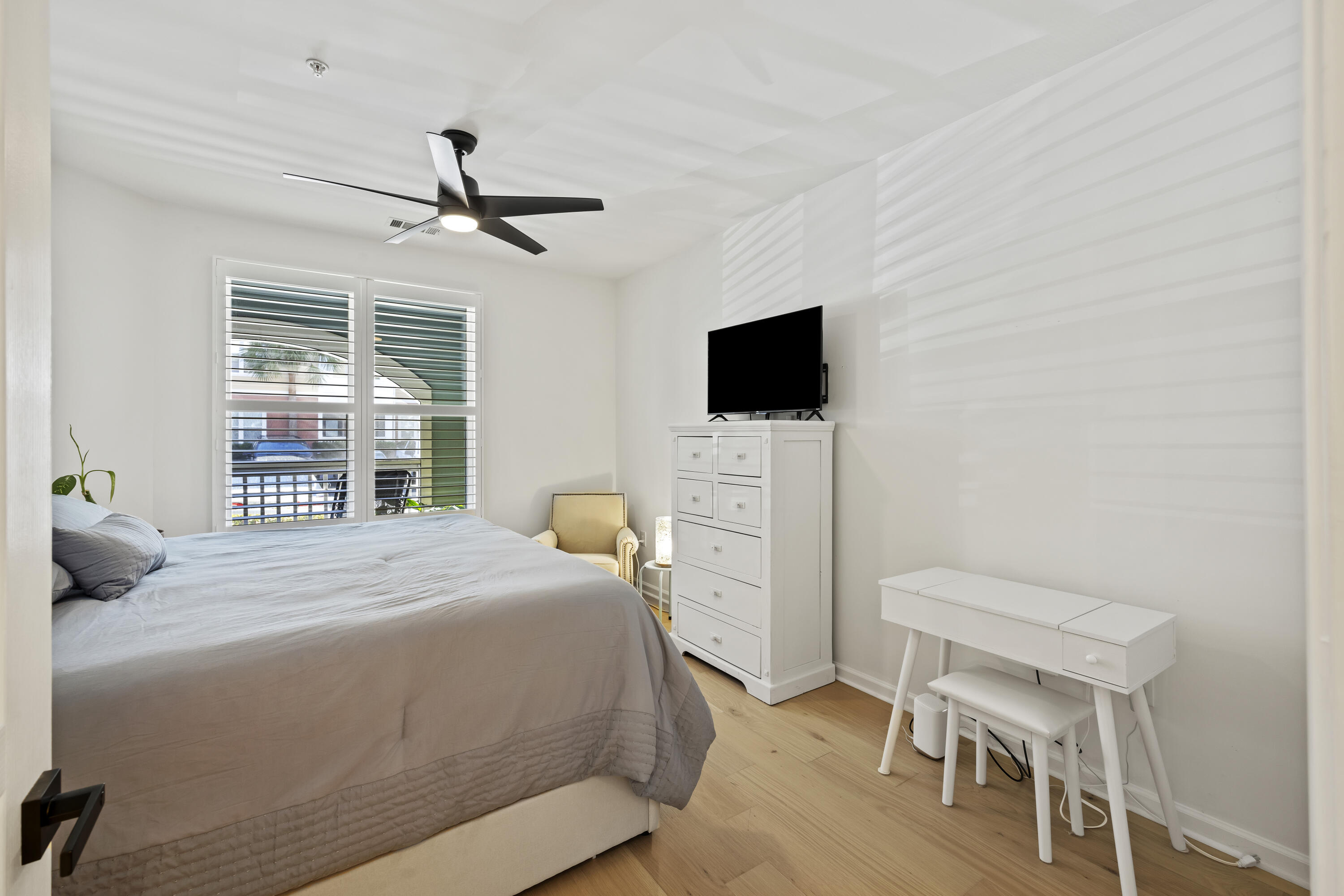 200 Bucksley Lane # 105