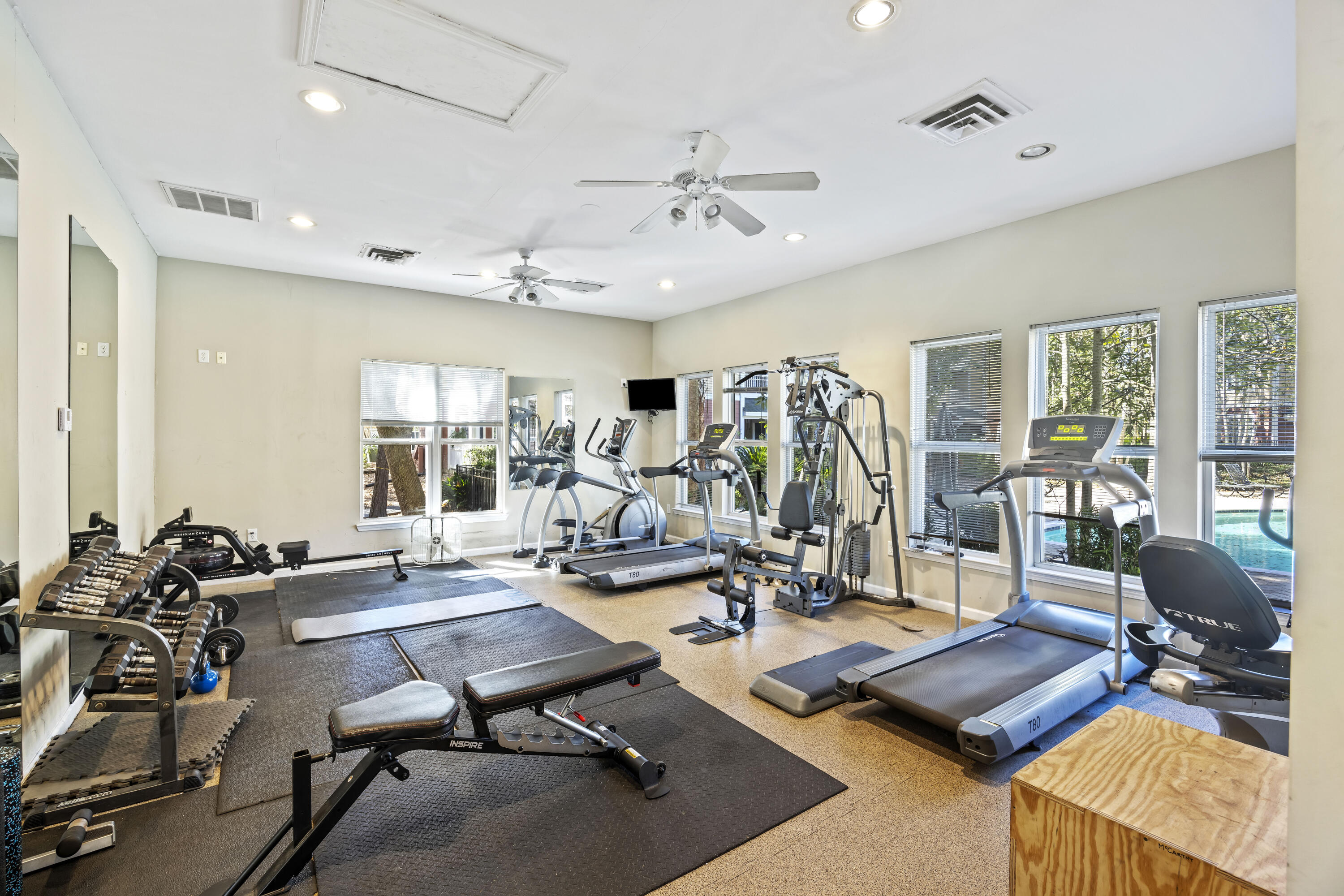 200 Bucksley Lane # 105