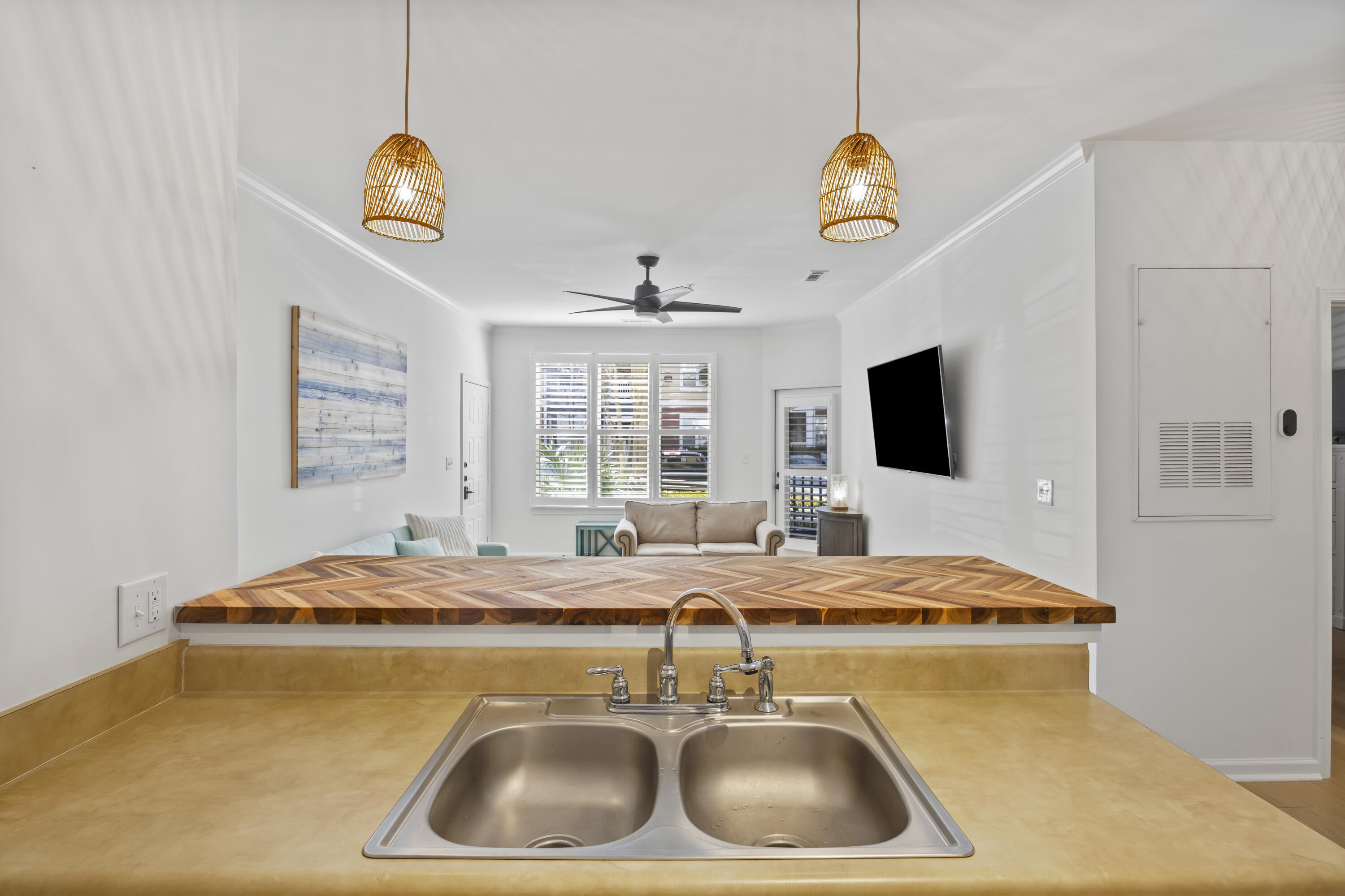 200 Bucksley Lane # 105