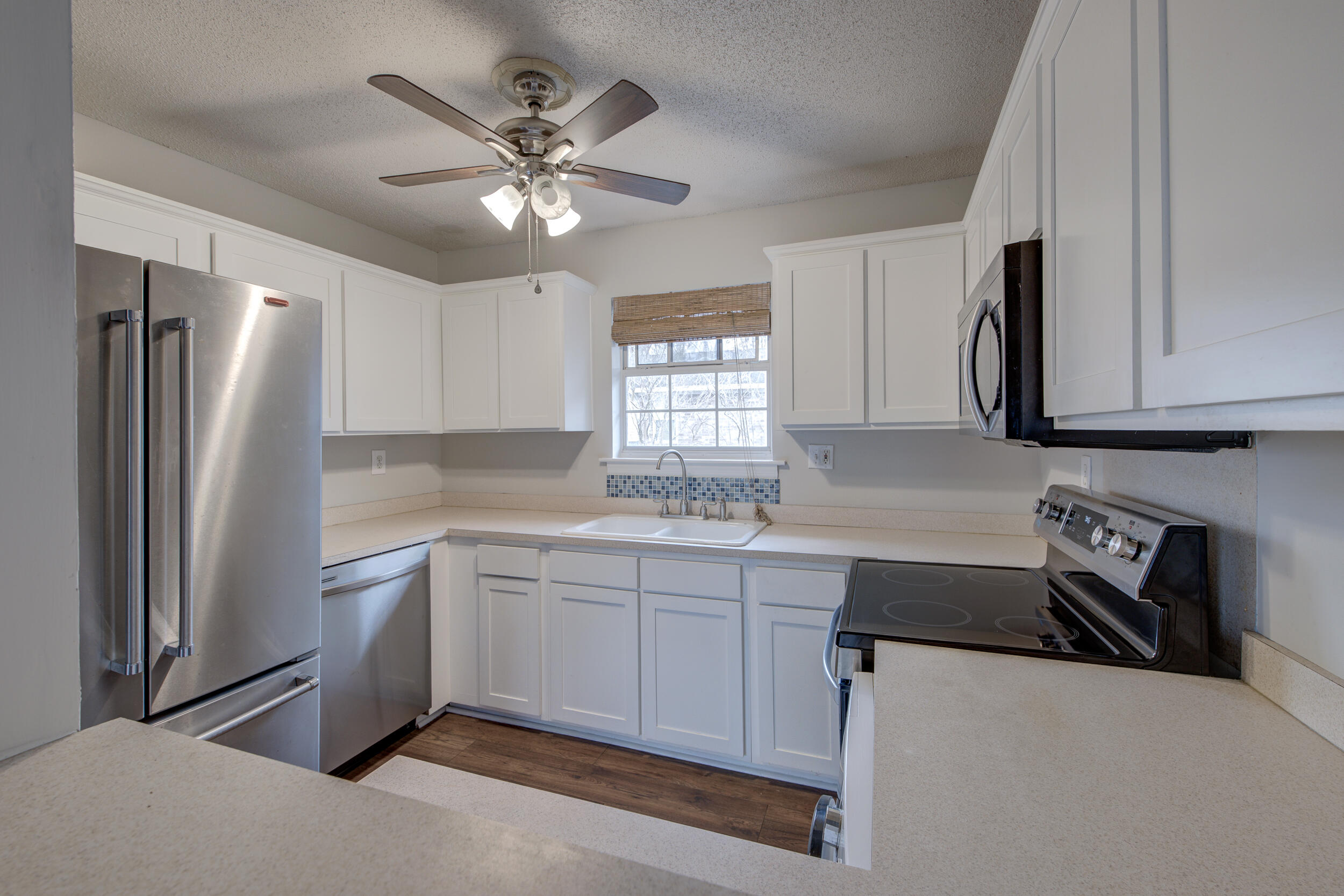 516 Arlington Drive # B8