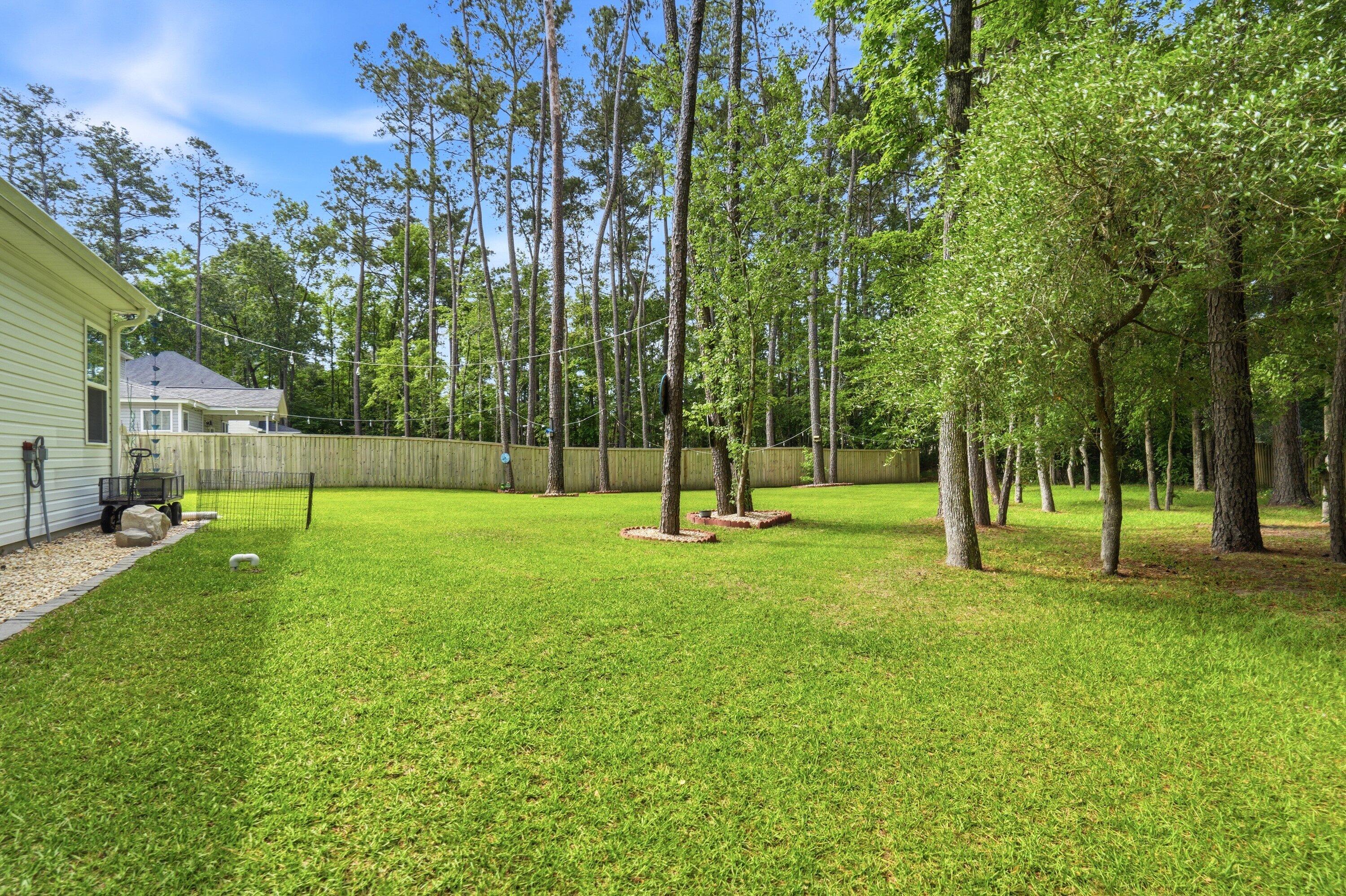 689 W Butternut Road