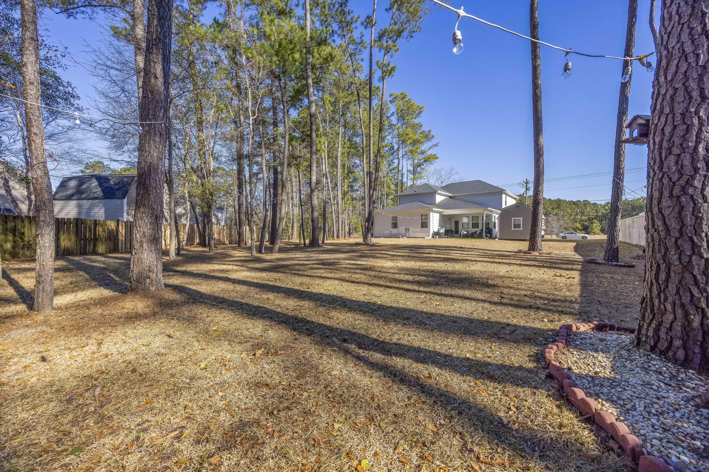 689 W Butternut Road